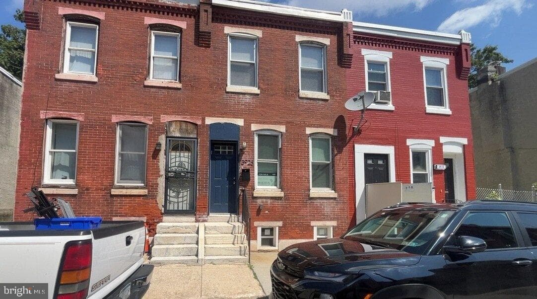3925 Reno Street photo 1