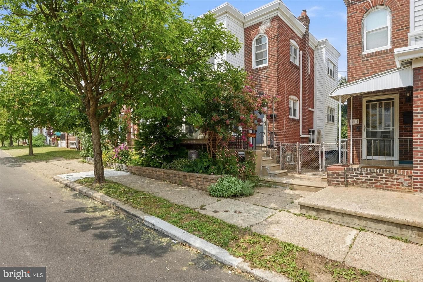 512 Gerhard Street photo 1