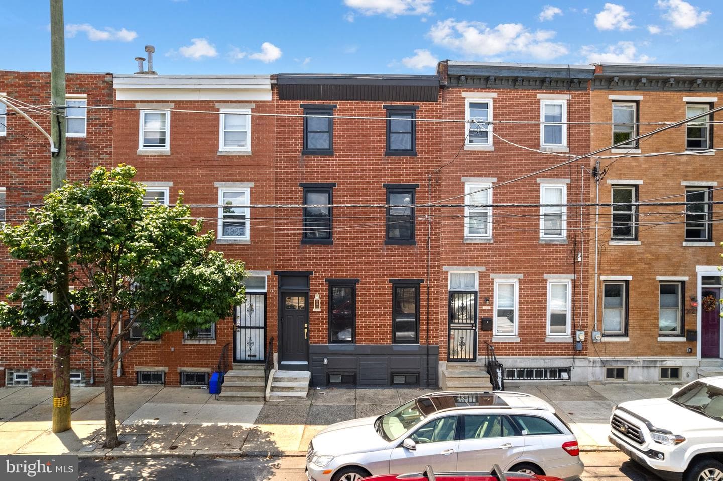 2026 E Cumberland Street photo 1