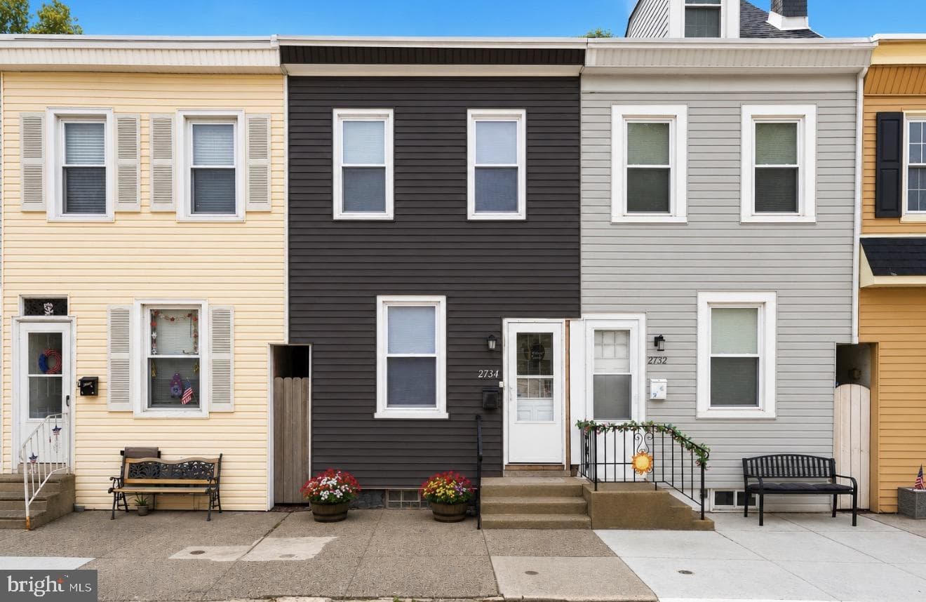 2734 Haworth Street photo 1