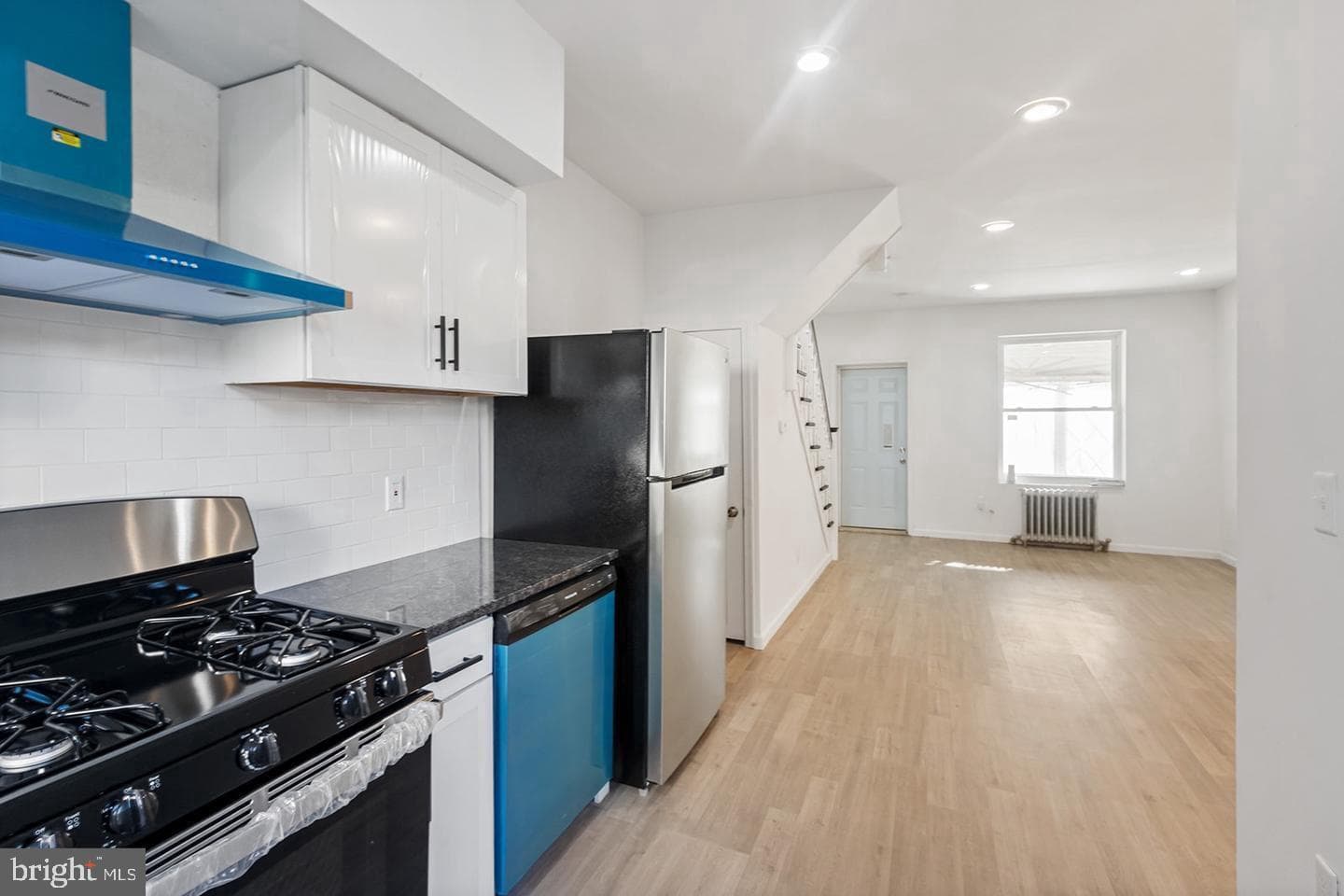 2930 N Bailey Street photo 1