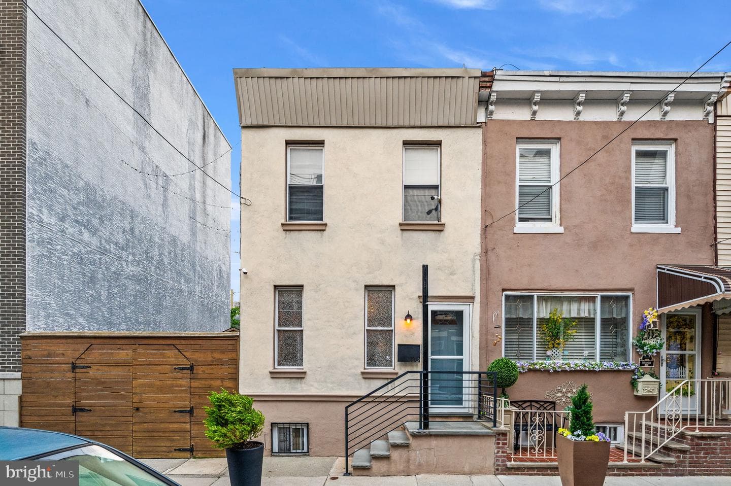 1520 - 22 S Dorrance Street photo 1