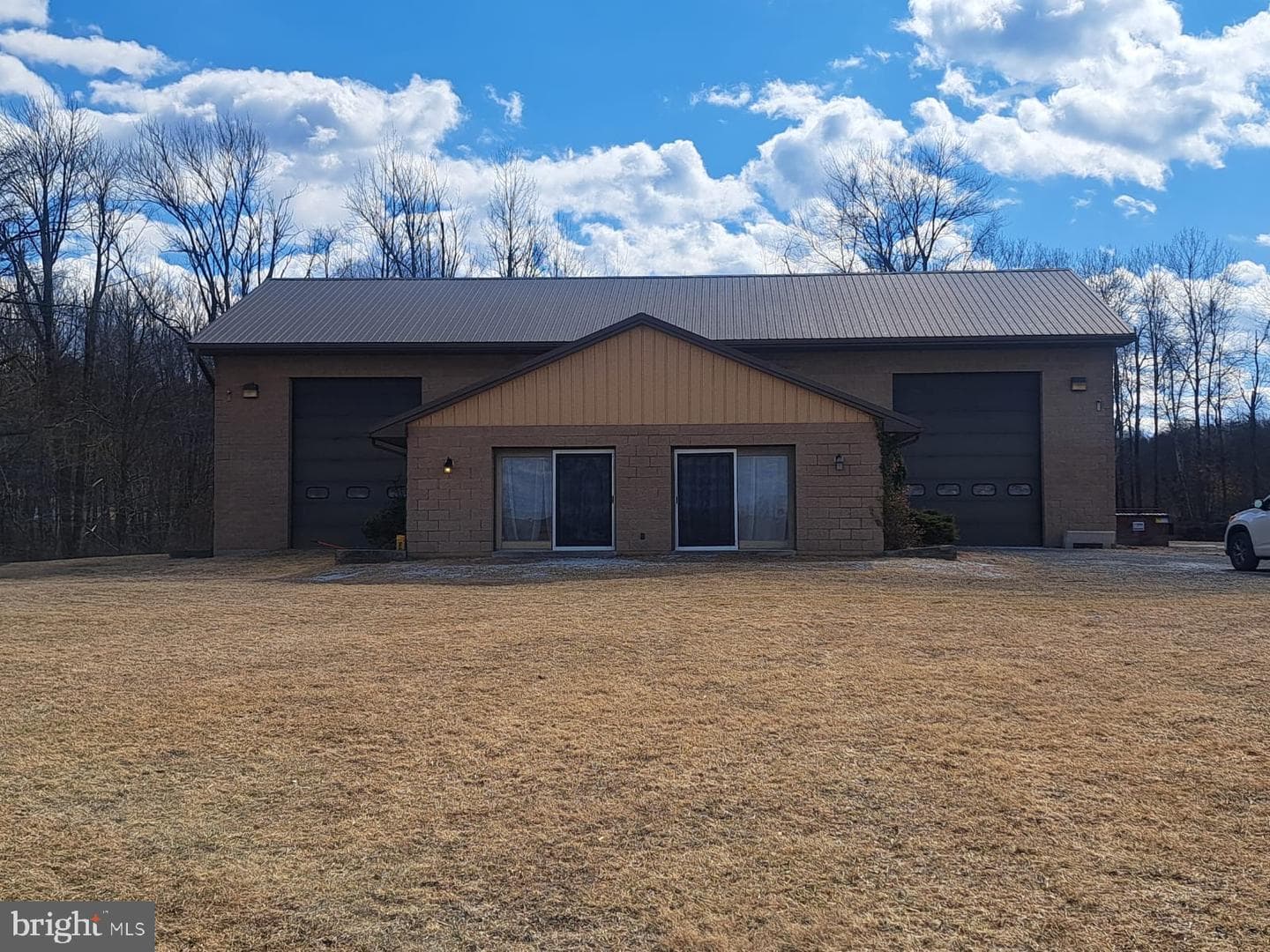 114 Farmhouse Drive photo 2