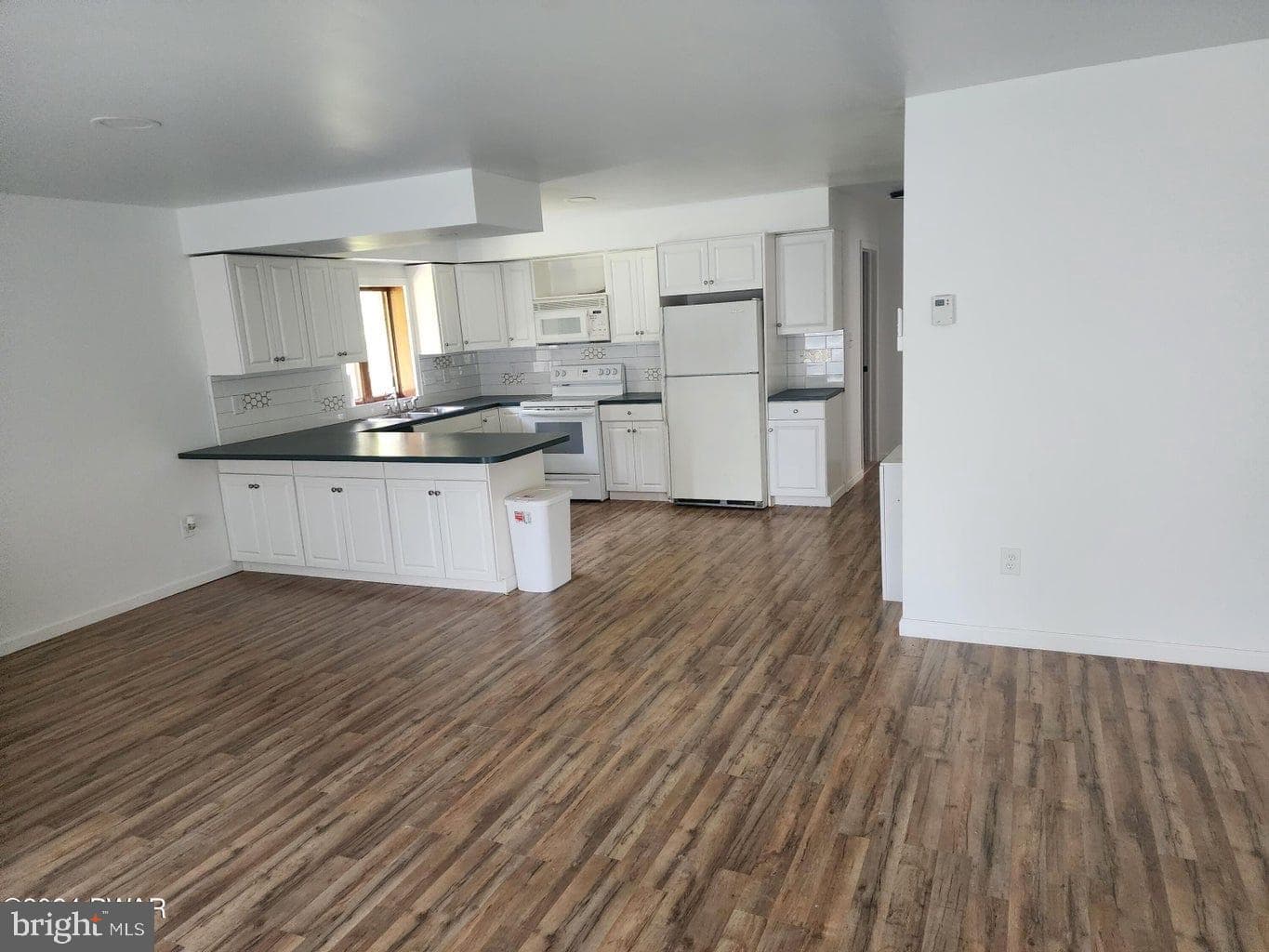 114 Farmhouse Drive photo 9