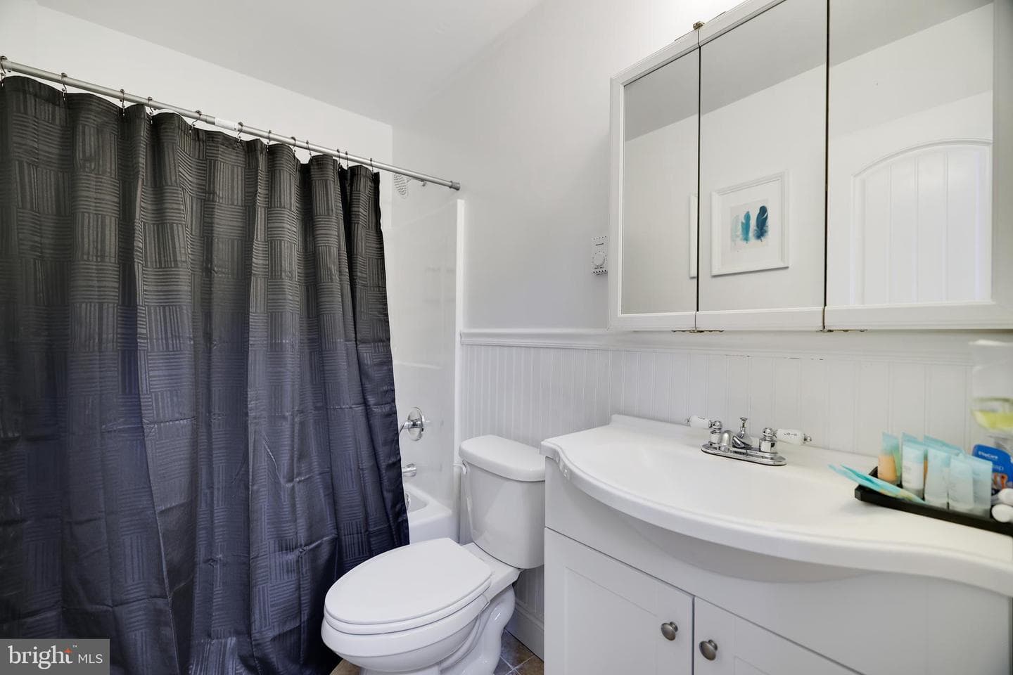 163 Cambridge Court photo 28