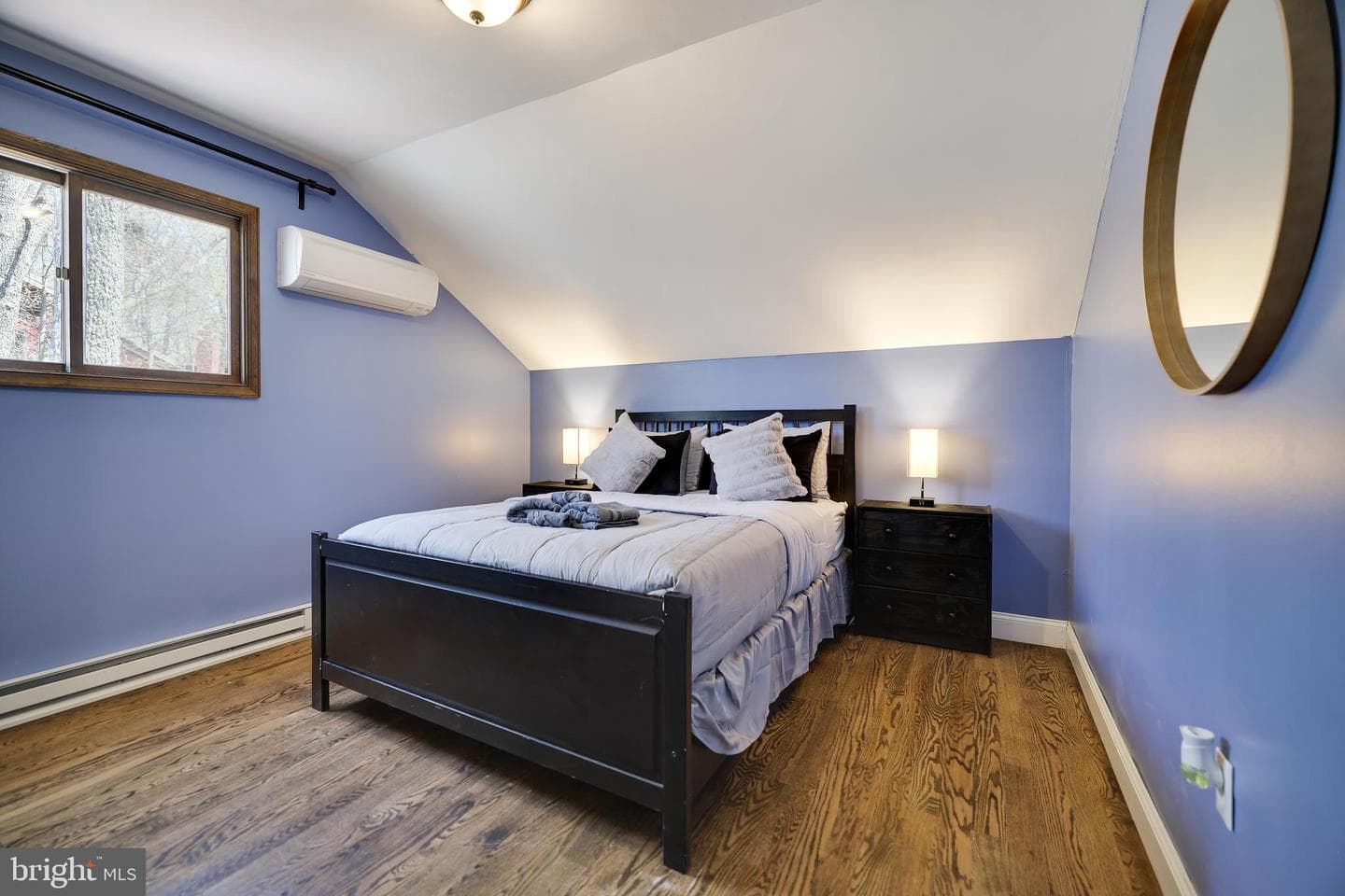 163 Cambridge Court photo 29