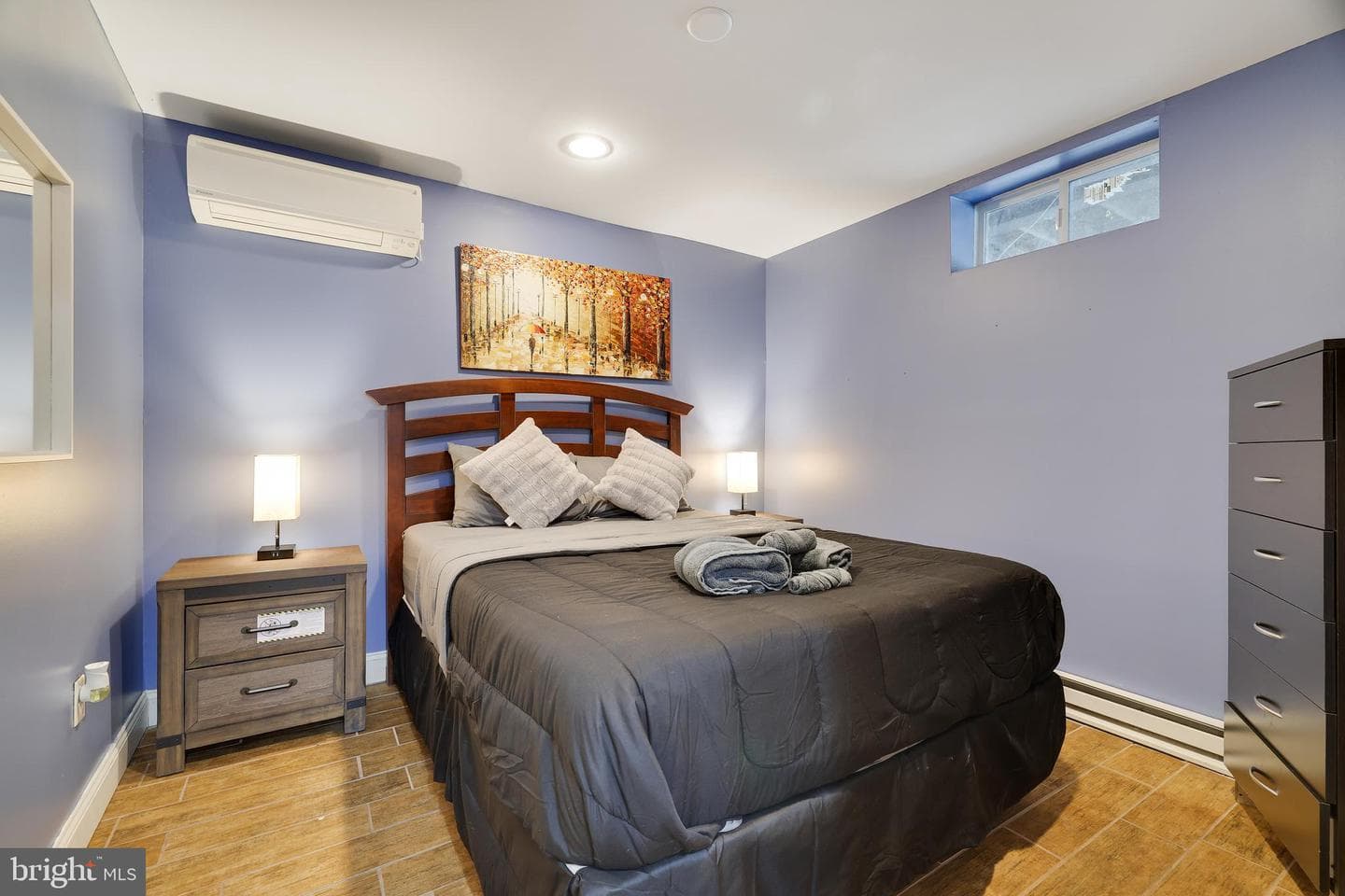 163 Cambridge Court photo 37