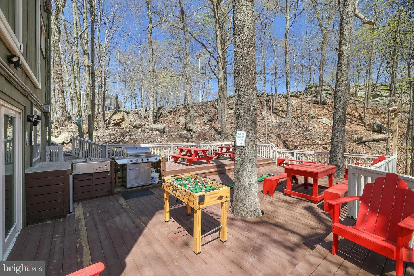 163 Cambridge Court photo 4