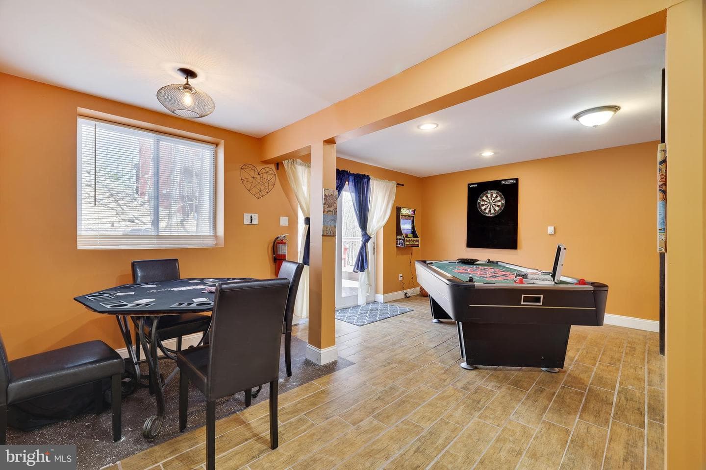 163 Cambridge Court photo 41