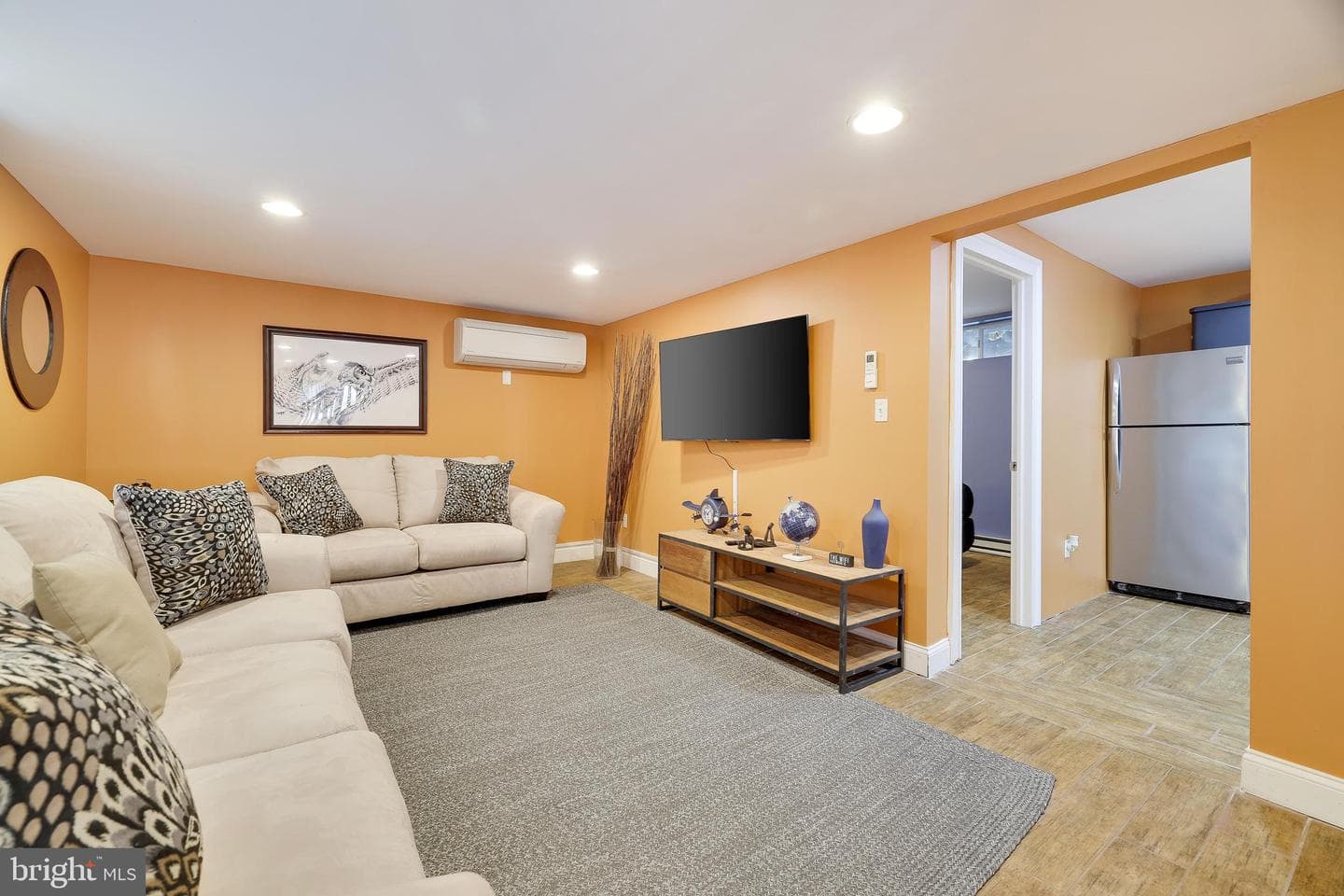 163 Cambridge Court photo 47