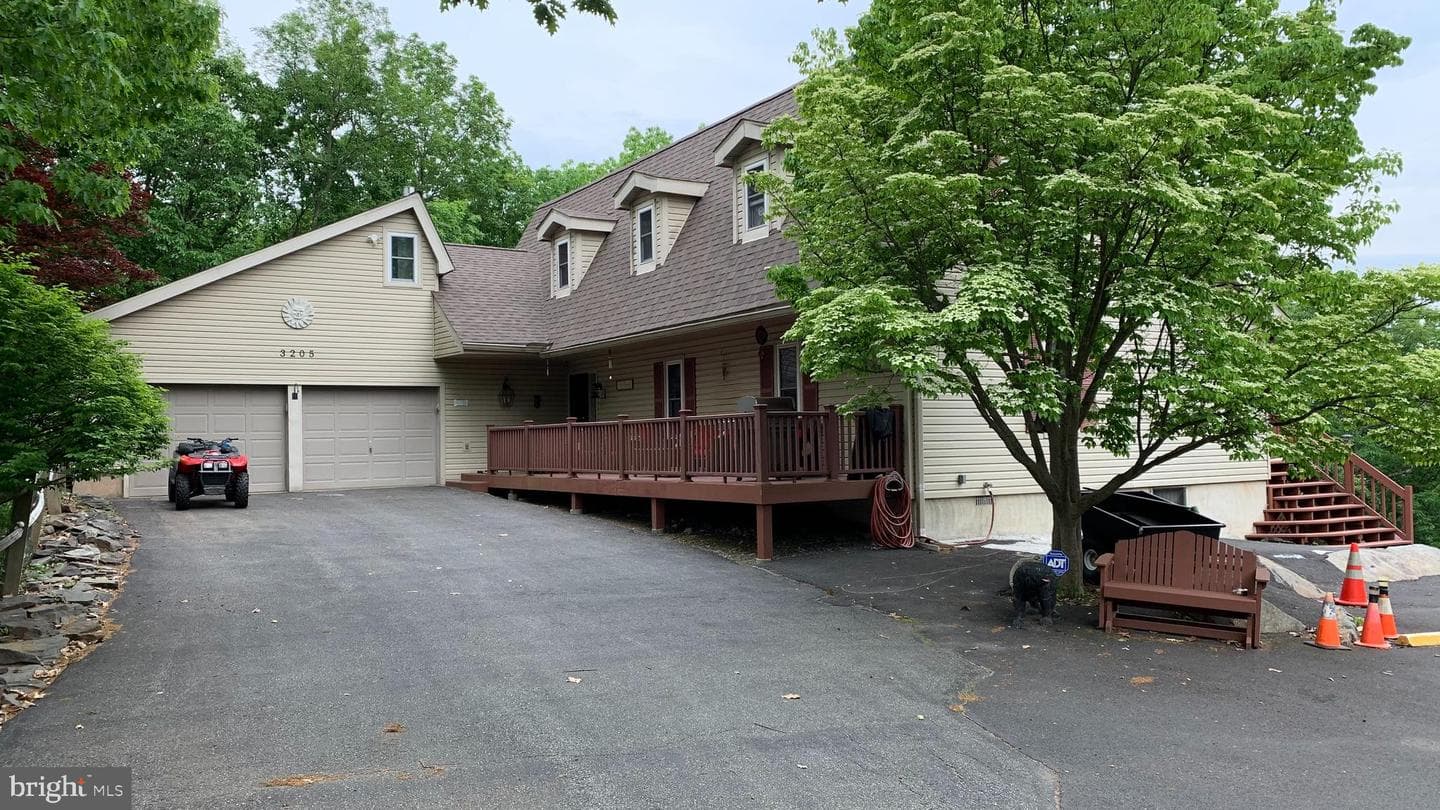 3205 Ely Court, Bushkill