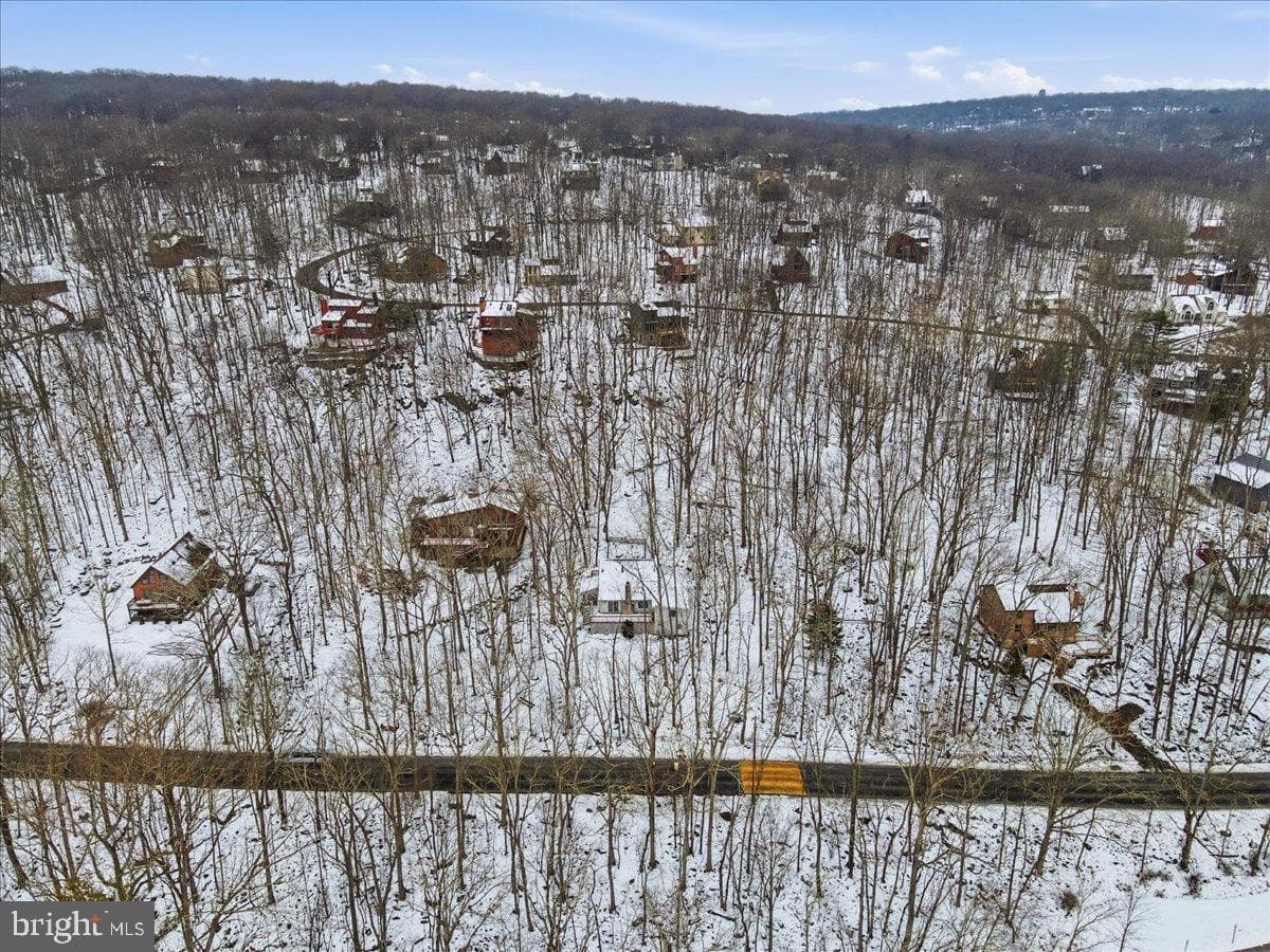 5695 Decker Road photo 30