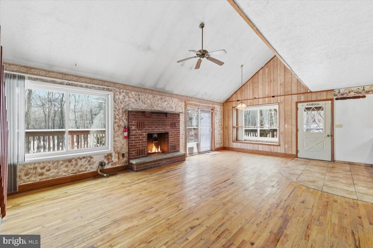 5695 Decker Road photo 8
