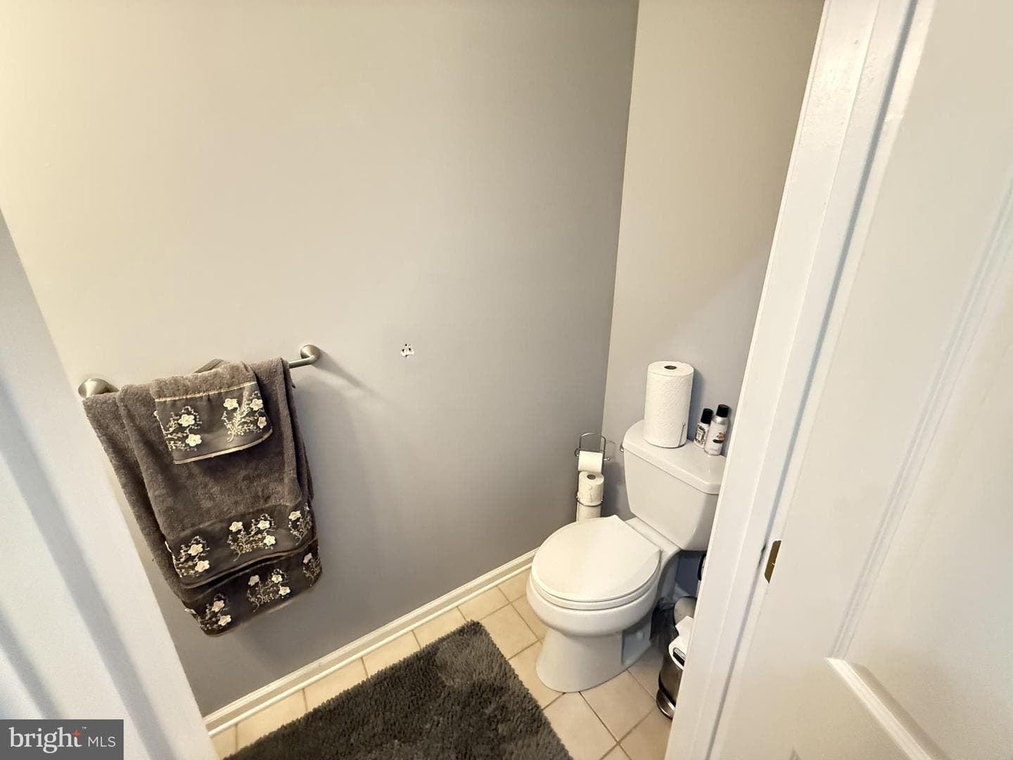 145 Kensington Dr photo 12