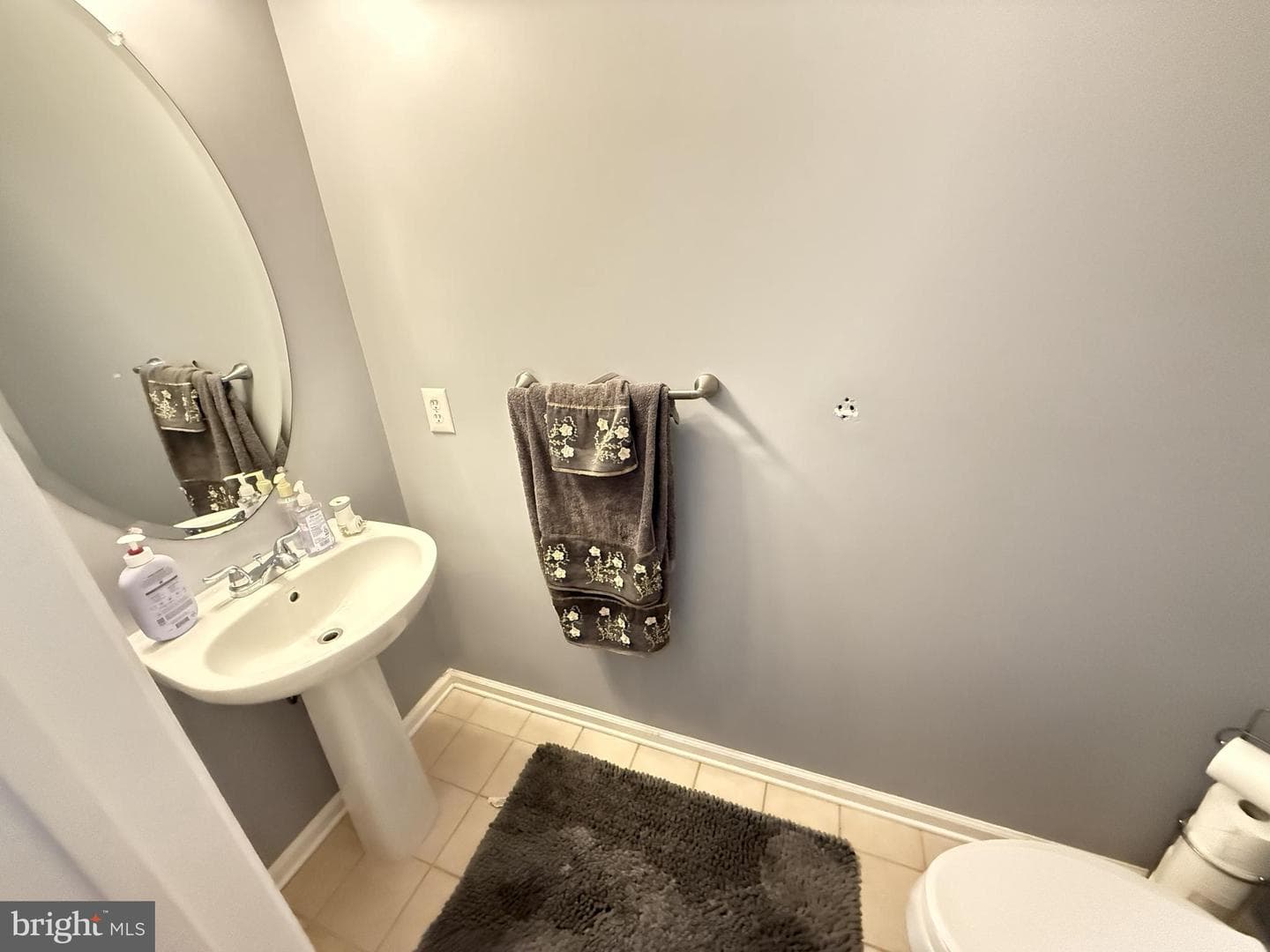 145 Kensington Dr photo 13