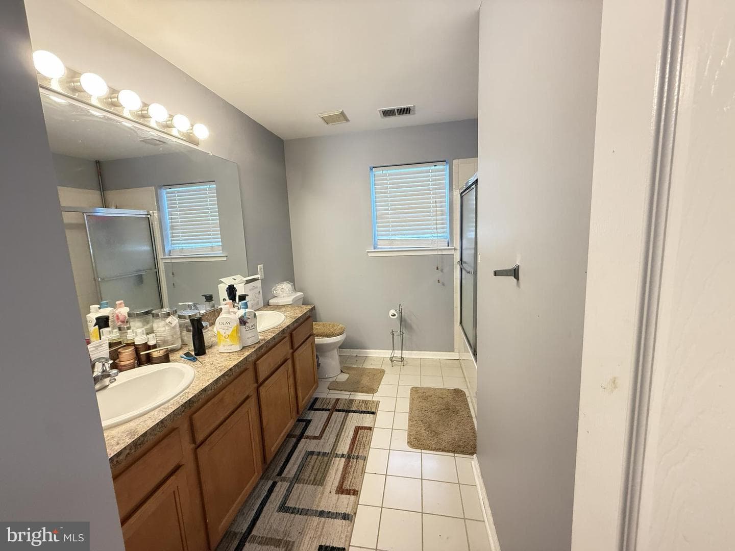 145 Kensington Dr photo 23