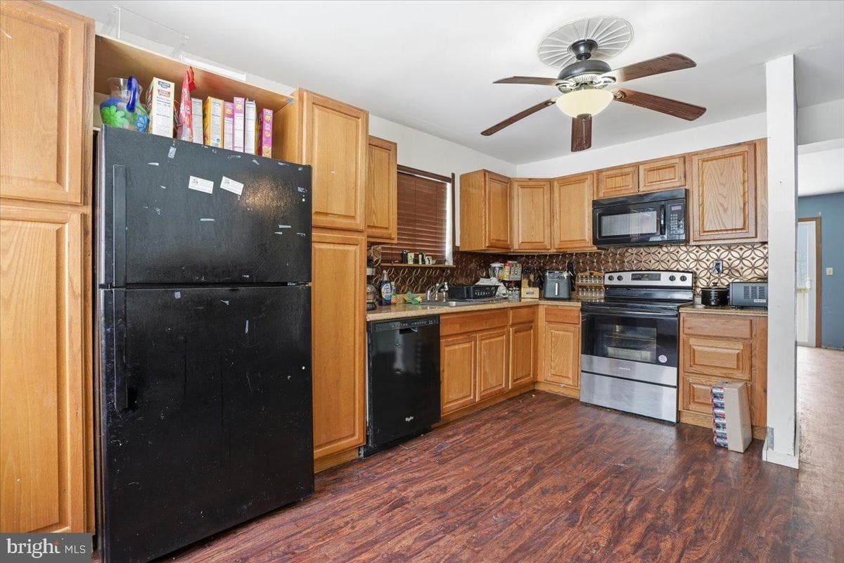 3301 Windermere Drive photo 12