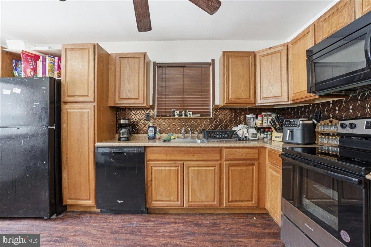 3301 Windermere Drive photo 14