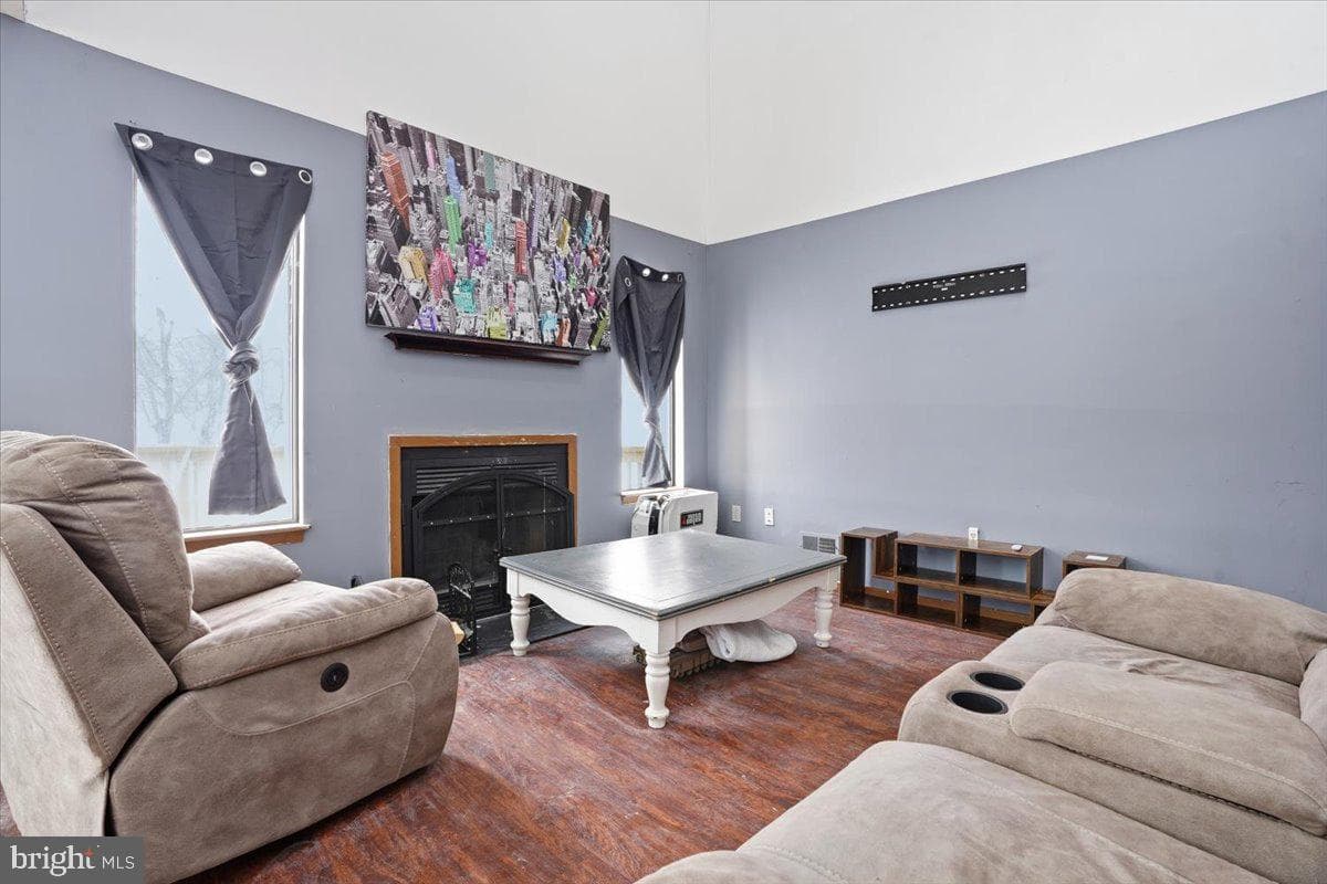 3301 Windermere Drive photo 5