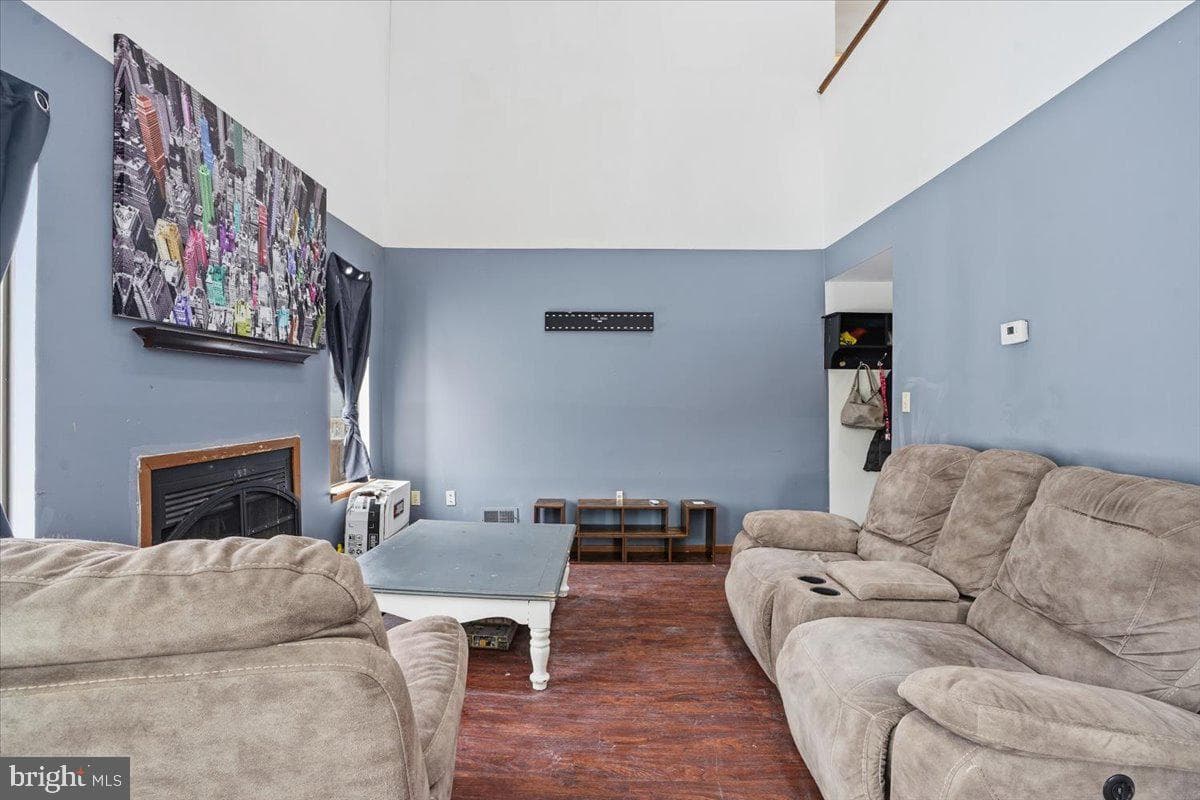 3301 Windermere Drive photo 6