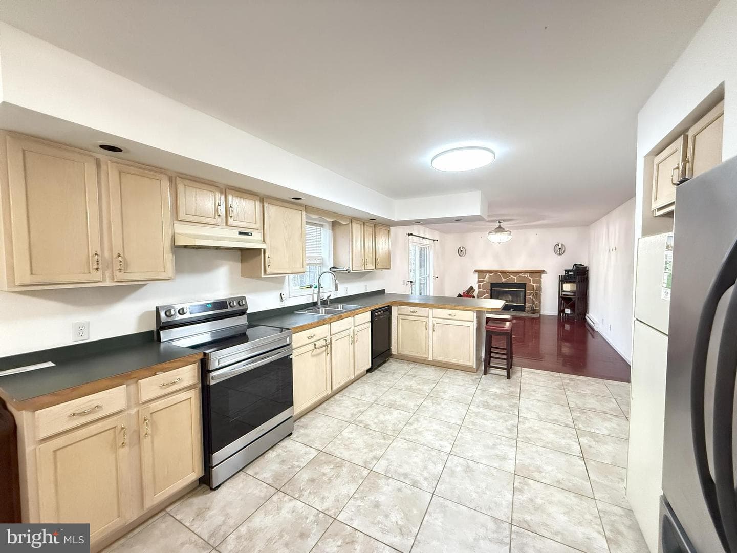 6486 Decker Road photo 4