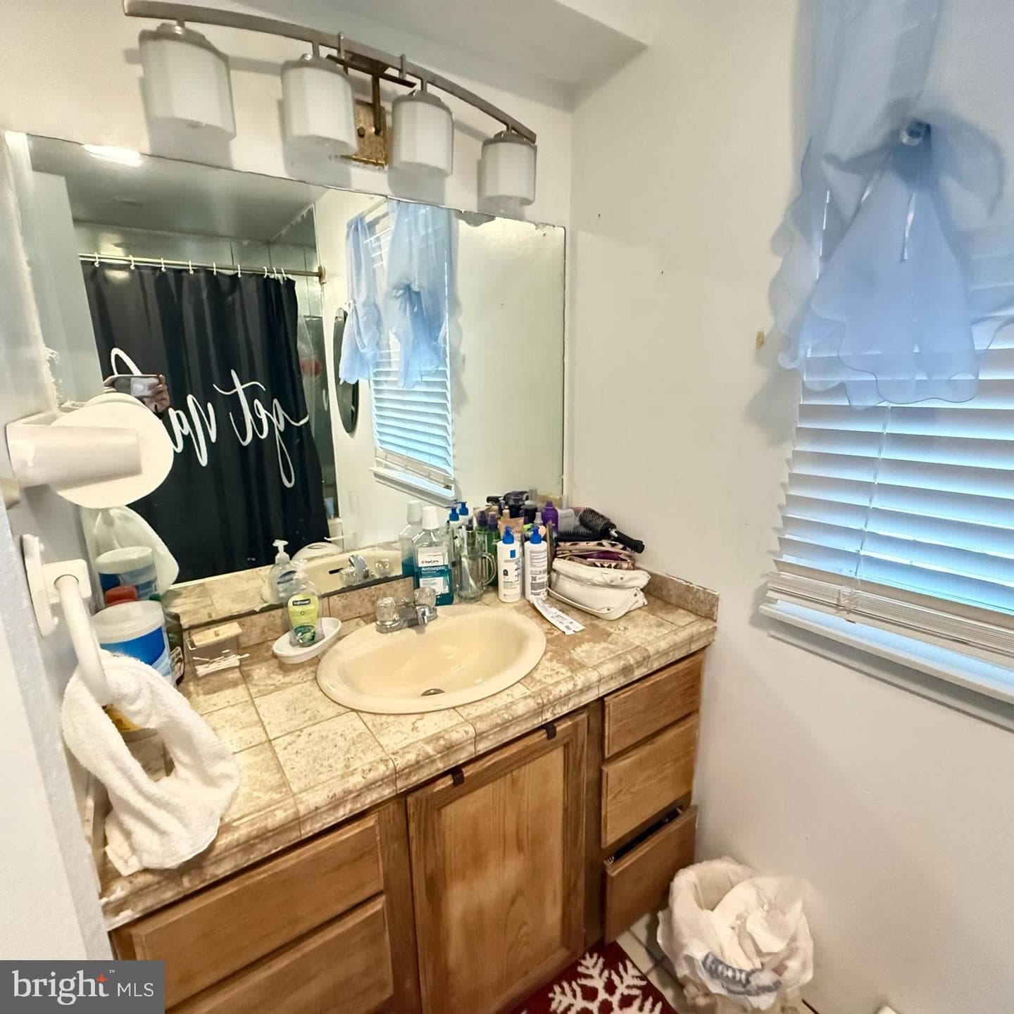 524 Wales Court photo 11
