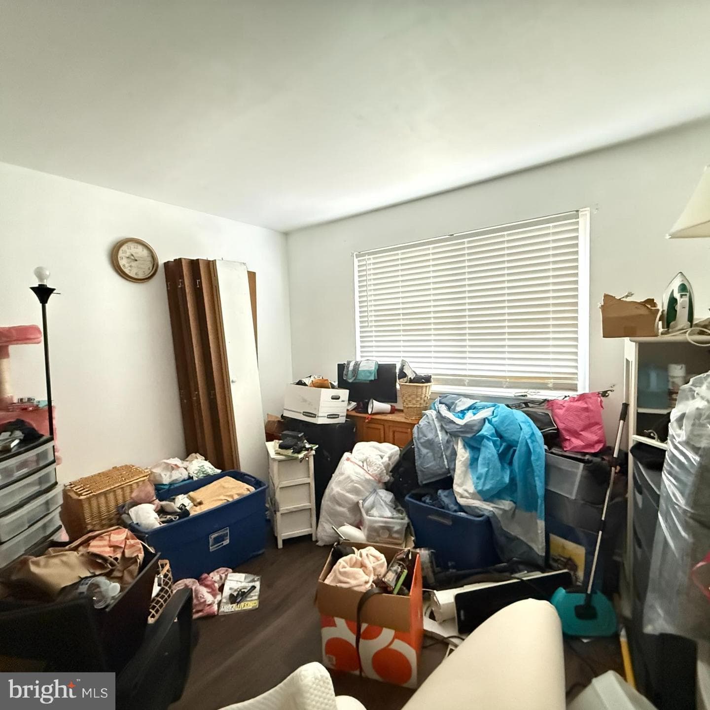 524 Wales Court photo 17