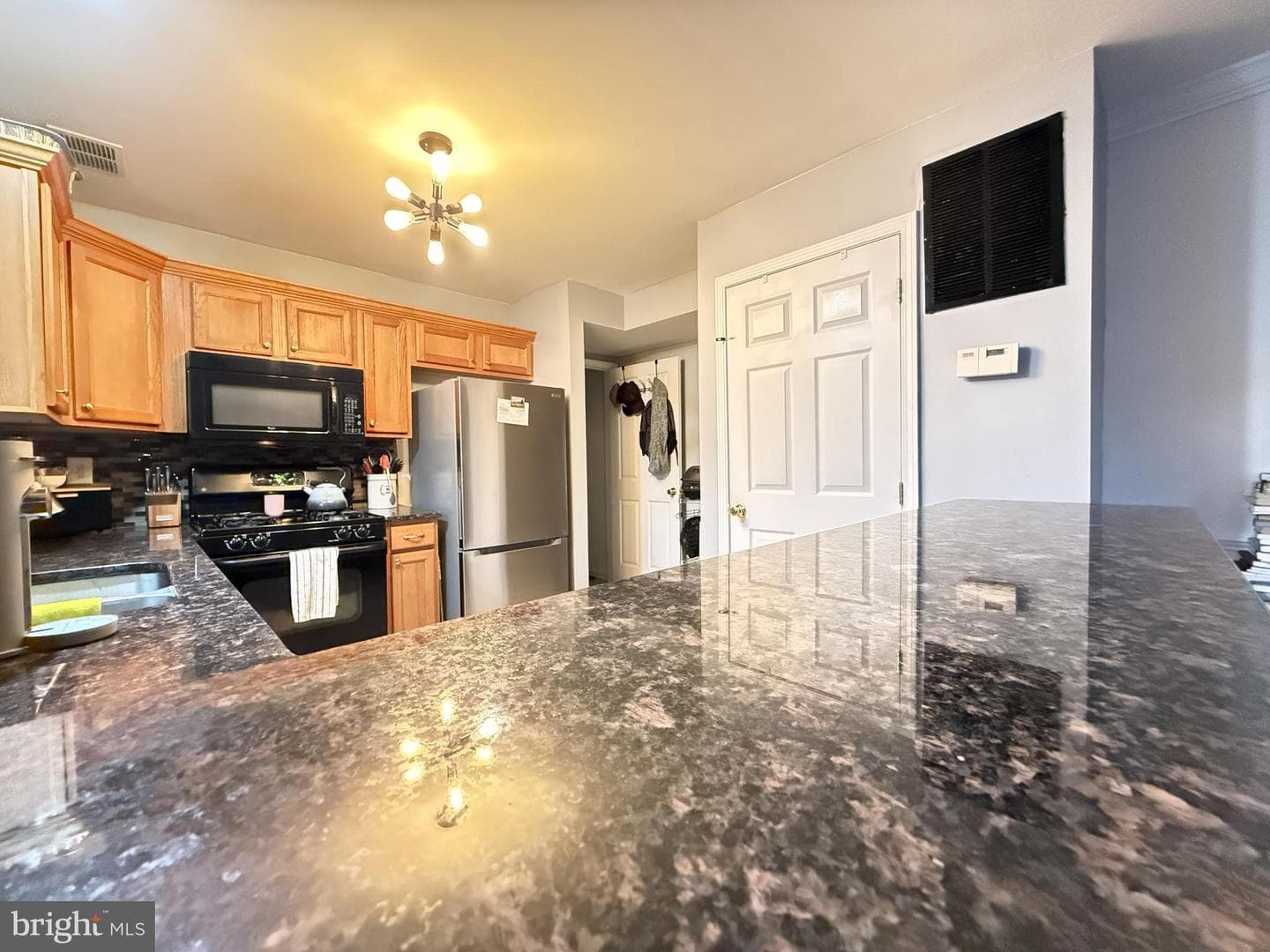 1152 Dorset Drive photo 5