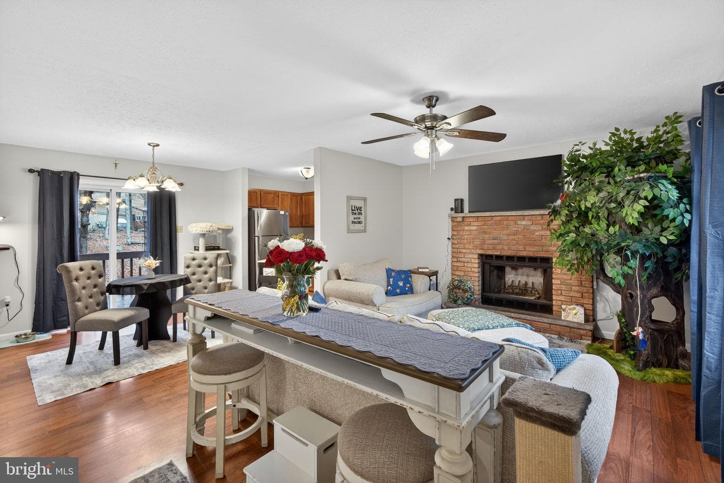 244 Canterbury Road photo 14