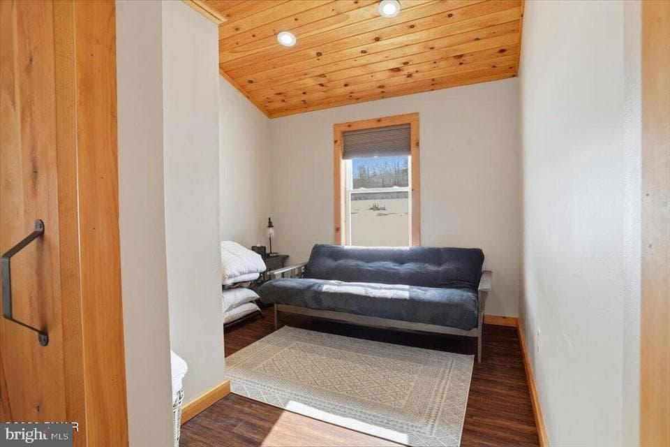 190 Garrity Road photo 21
