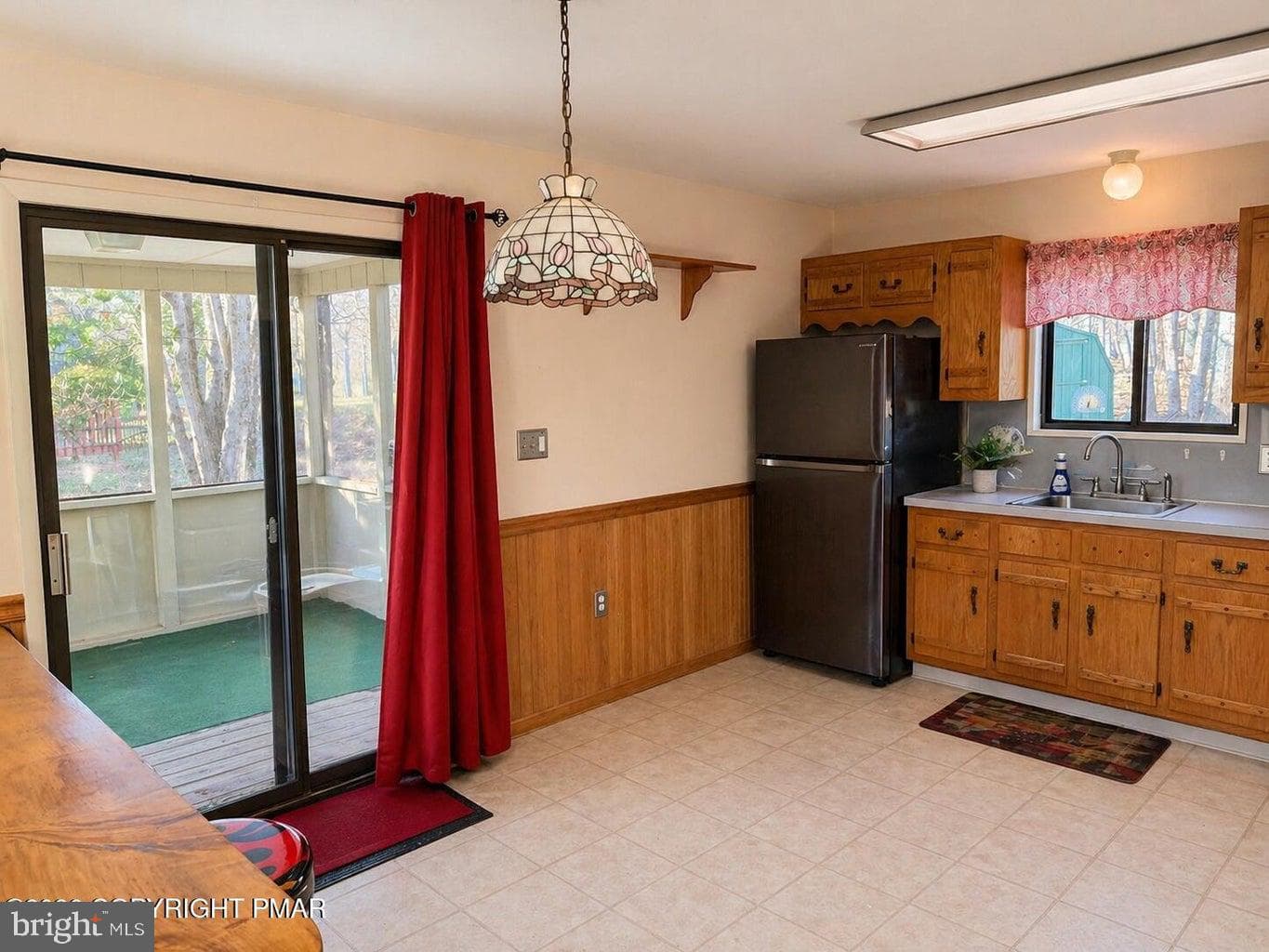 1119 Cranberry Dr photo 10