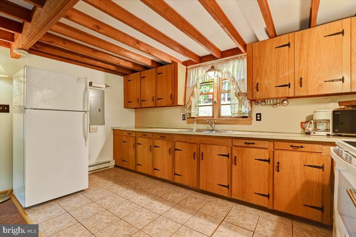 112 Beechwood Cove Road photo 11