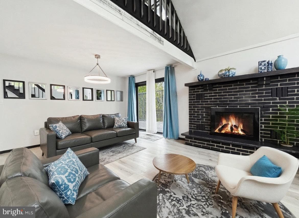 275 Canterbury photo 15