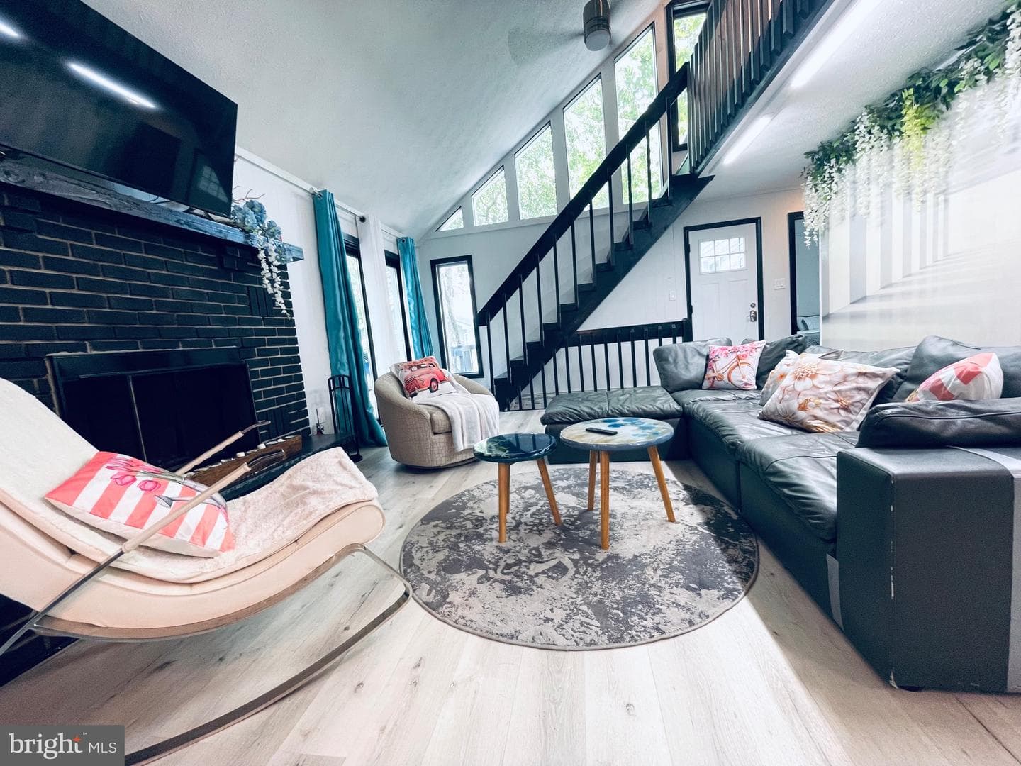 275 Canterbury photo 16