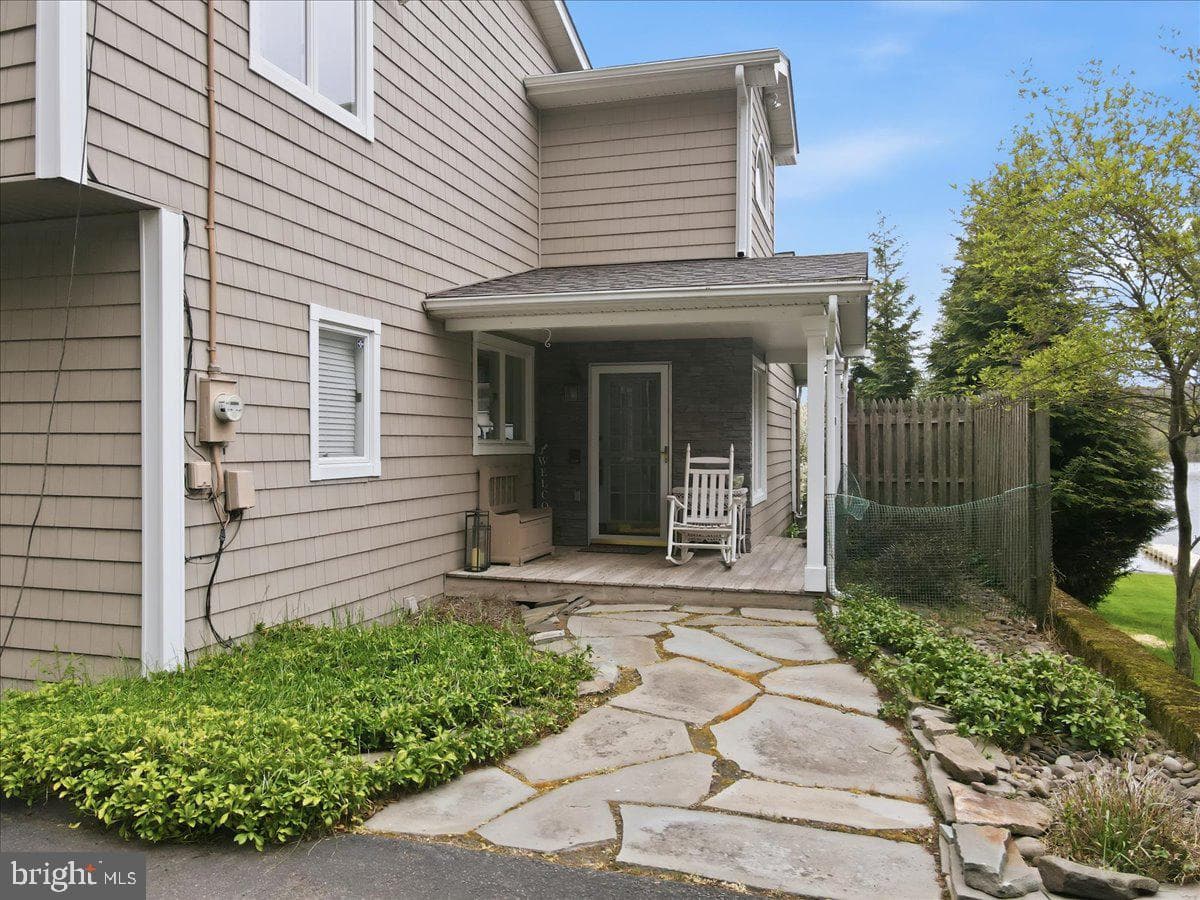 114 Shore Road photo 135