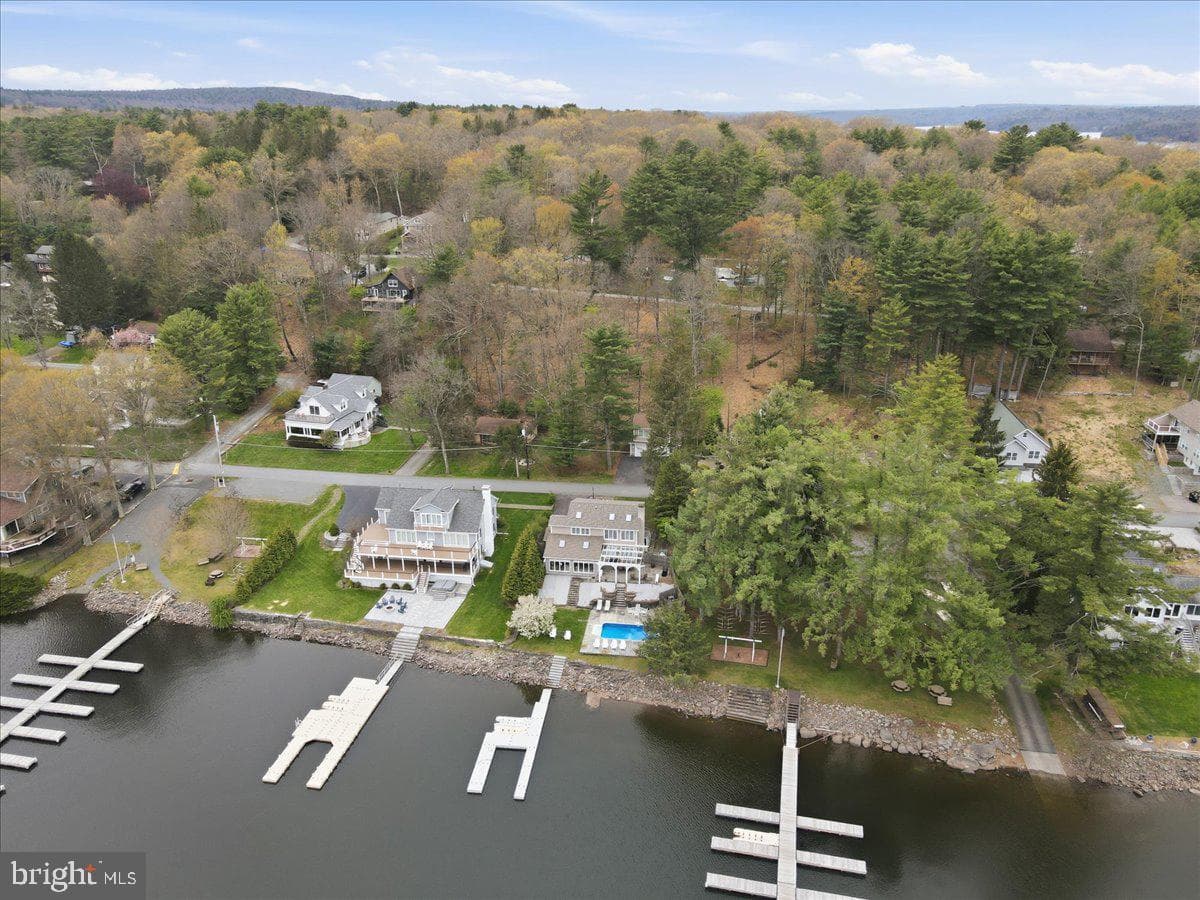114 Shore Road photo 15