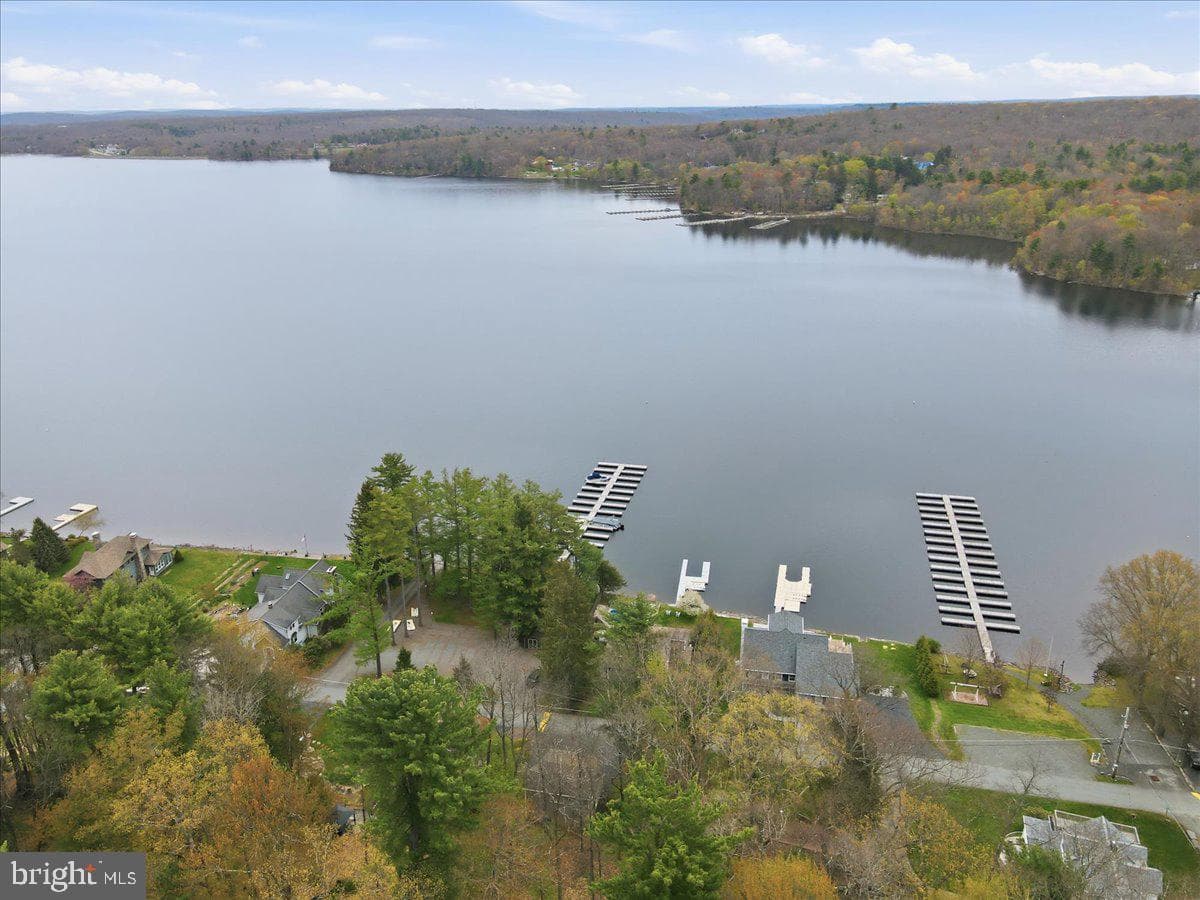 114 Shore Road photo 21
