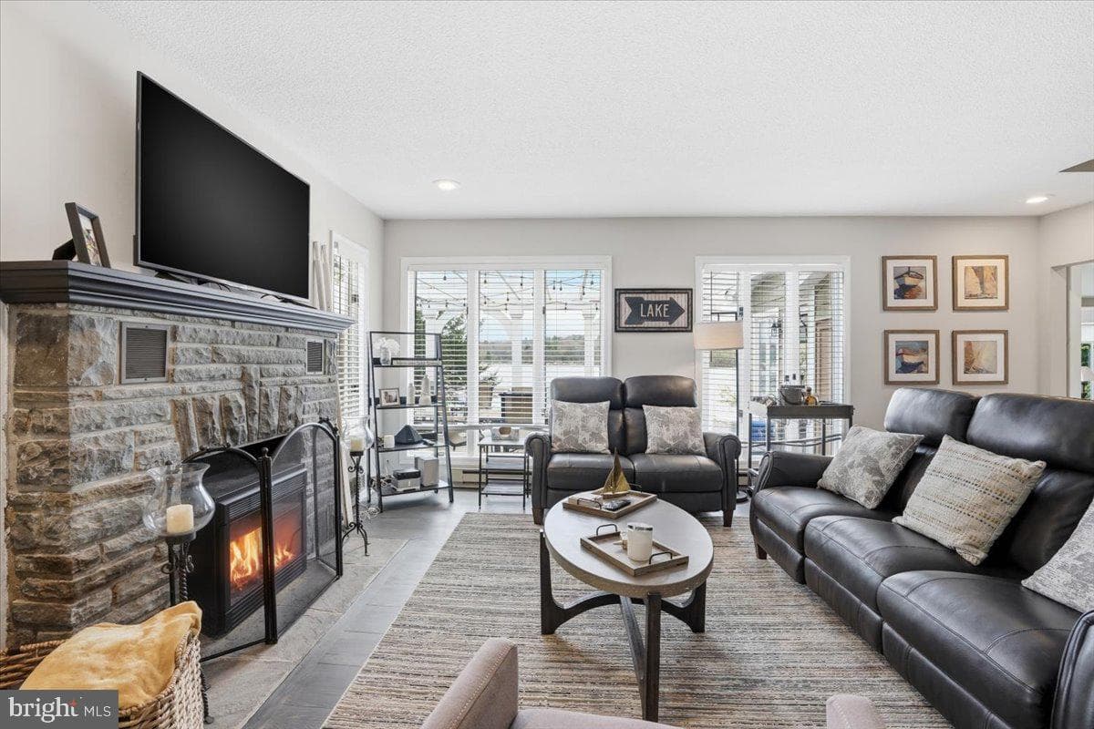 114 Shore Road photo 28