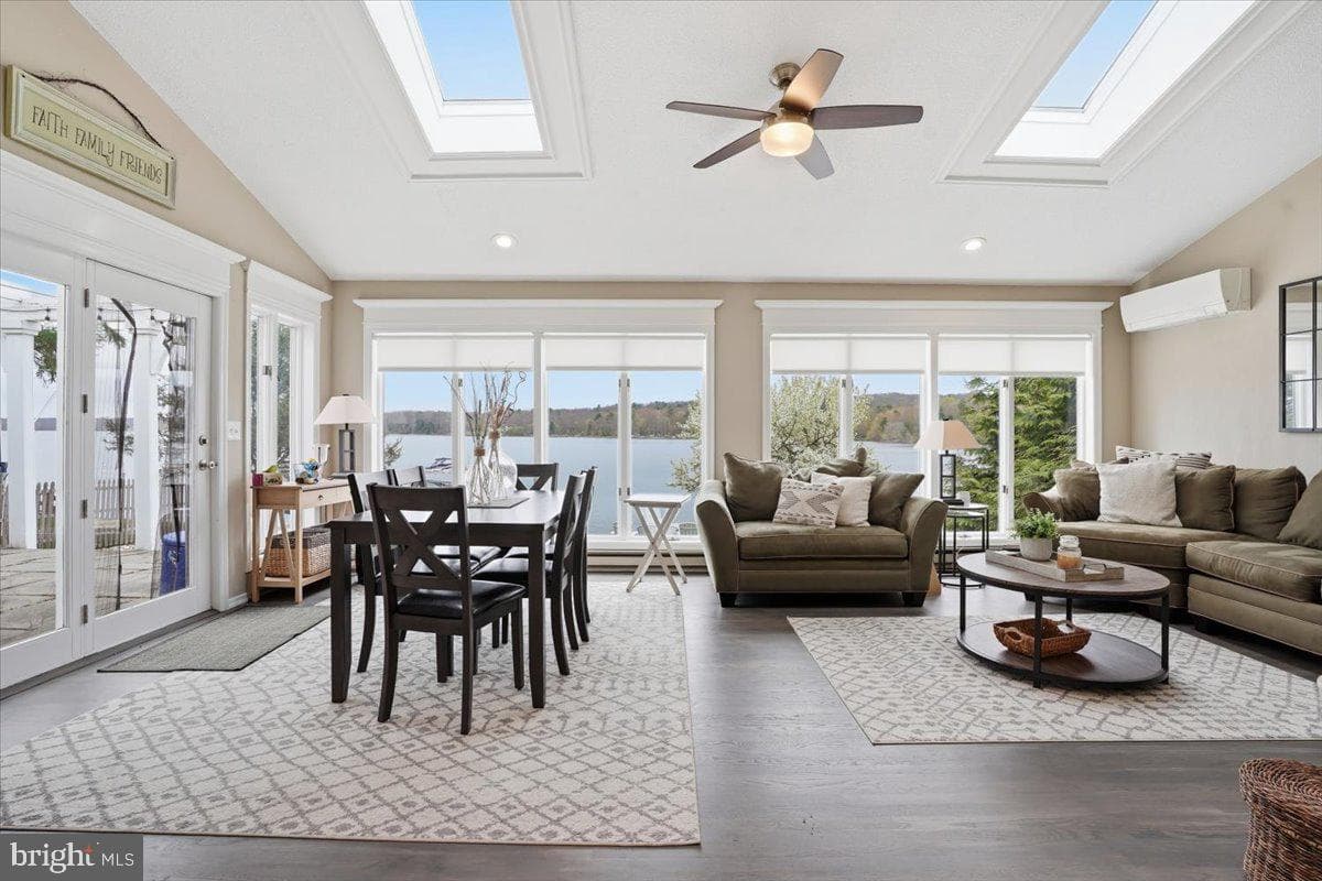 114 Shore Road photo 37