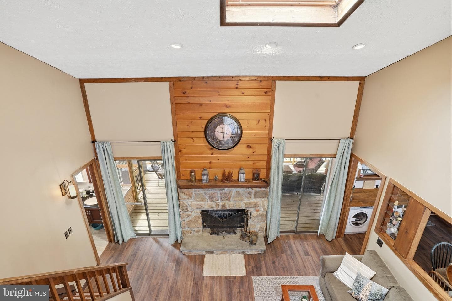 138 Dover Drive photo 18