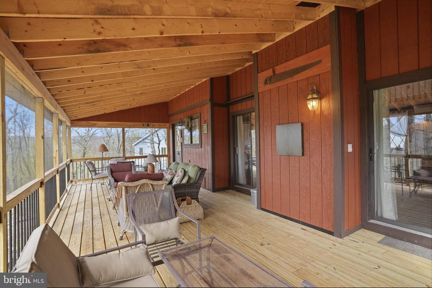 138 Dover Drive photo 3