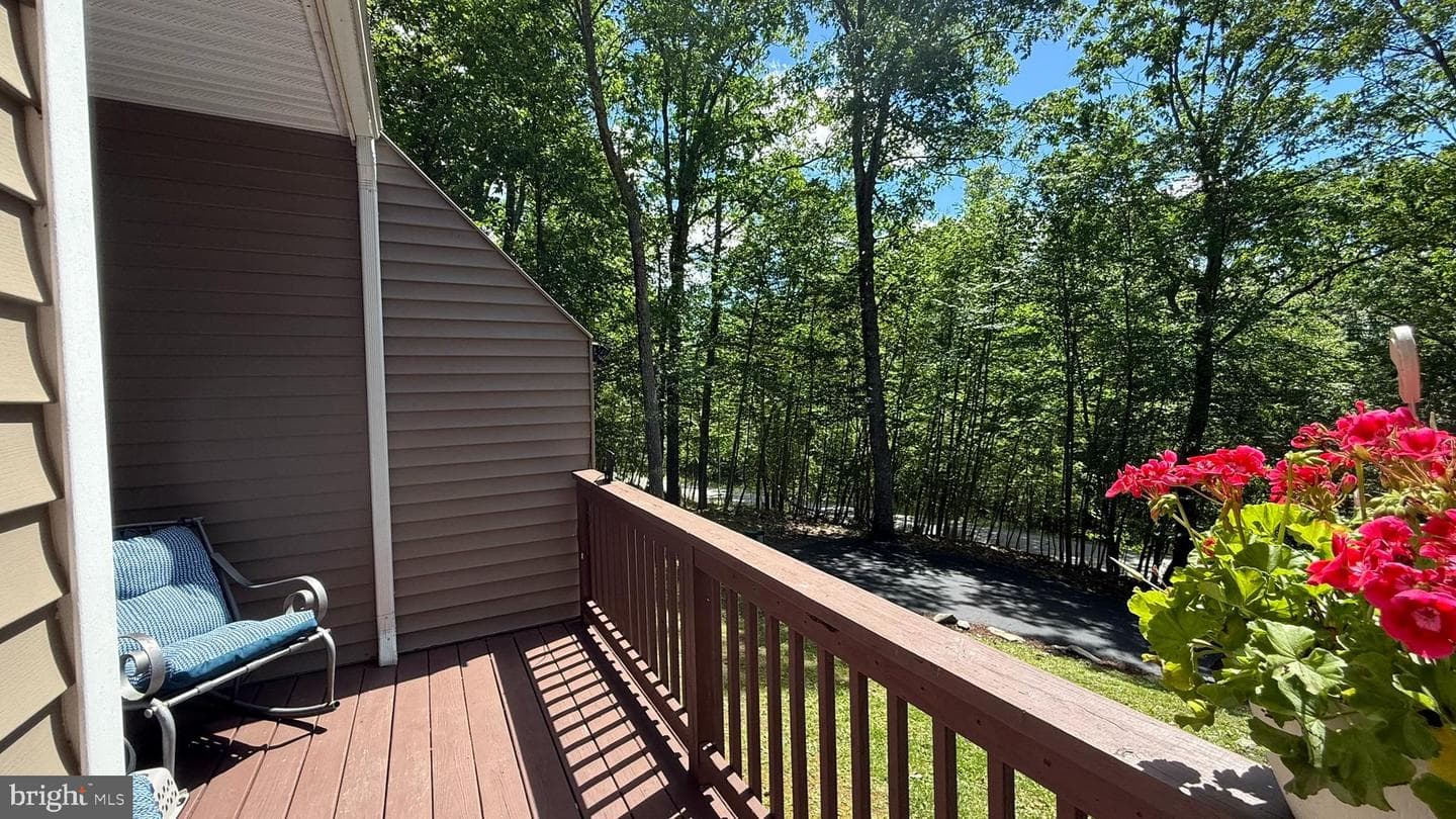 4271 Winchester Way photo 12