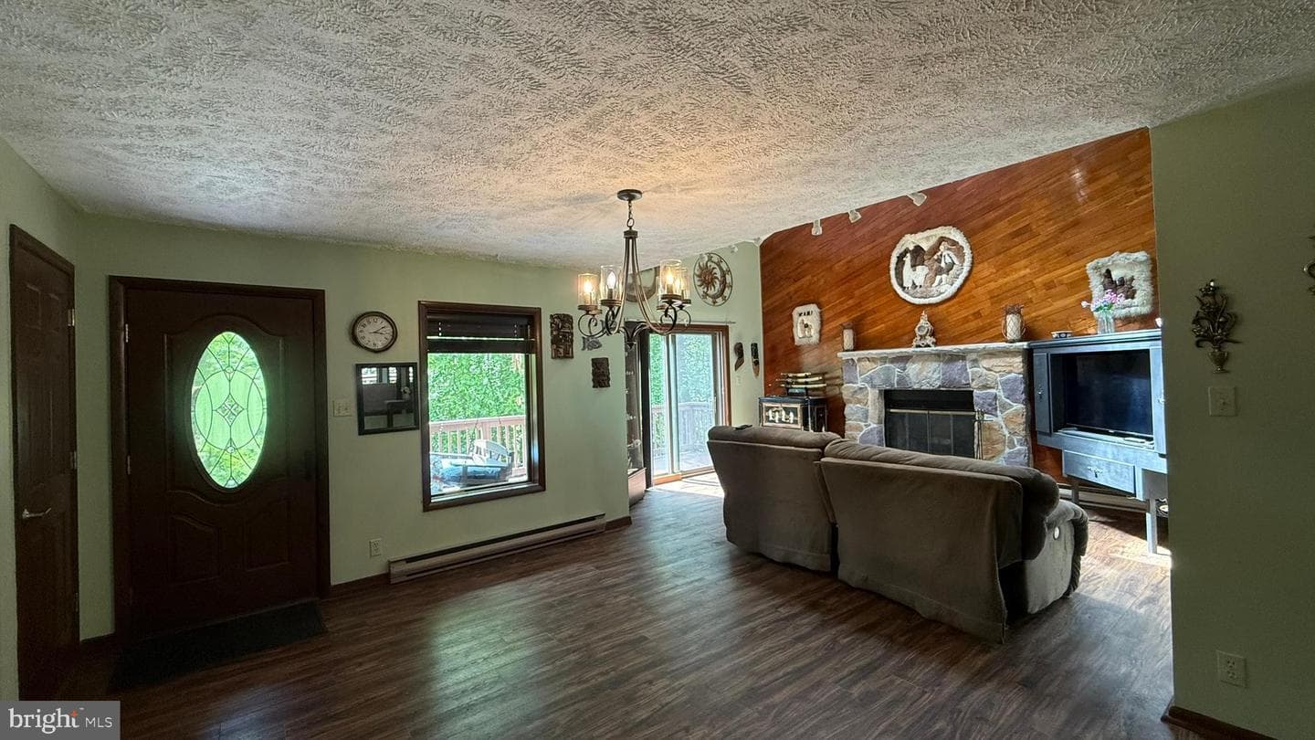 4271 Winchester Way photo 13