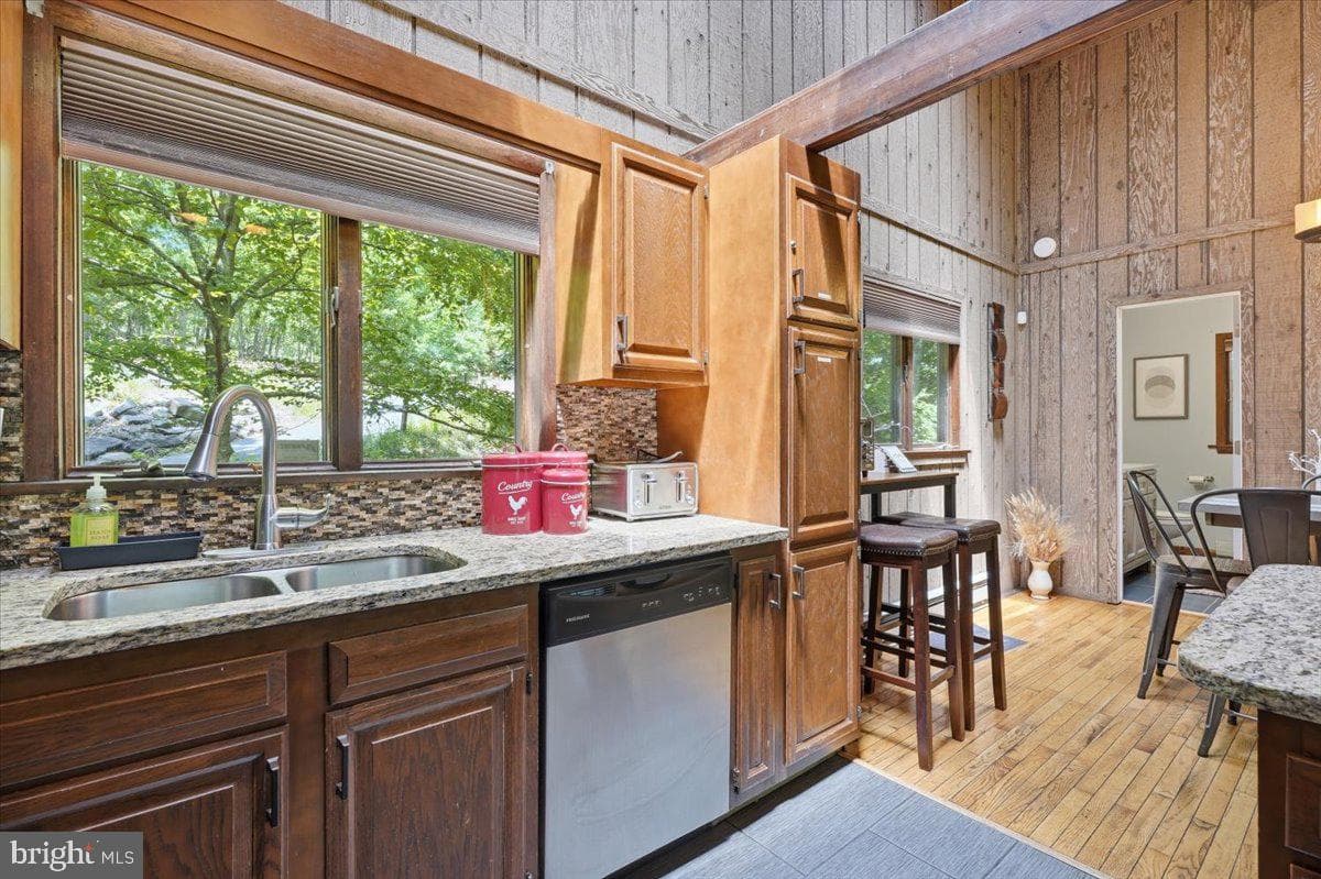 1076 Porter Drive photo 23