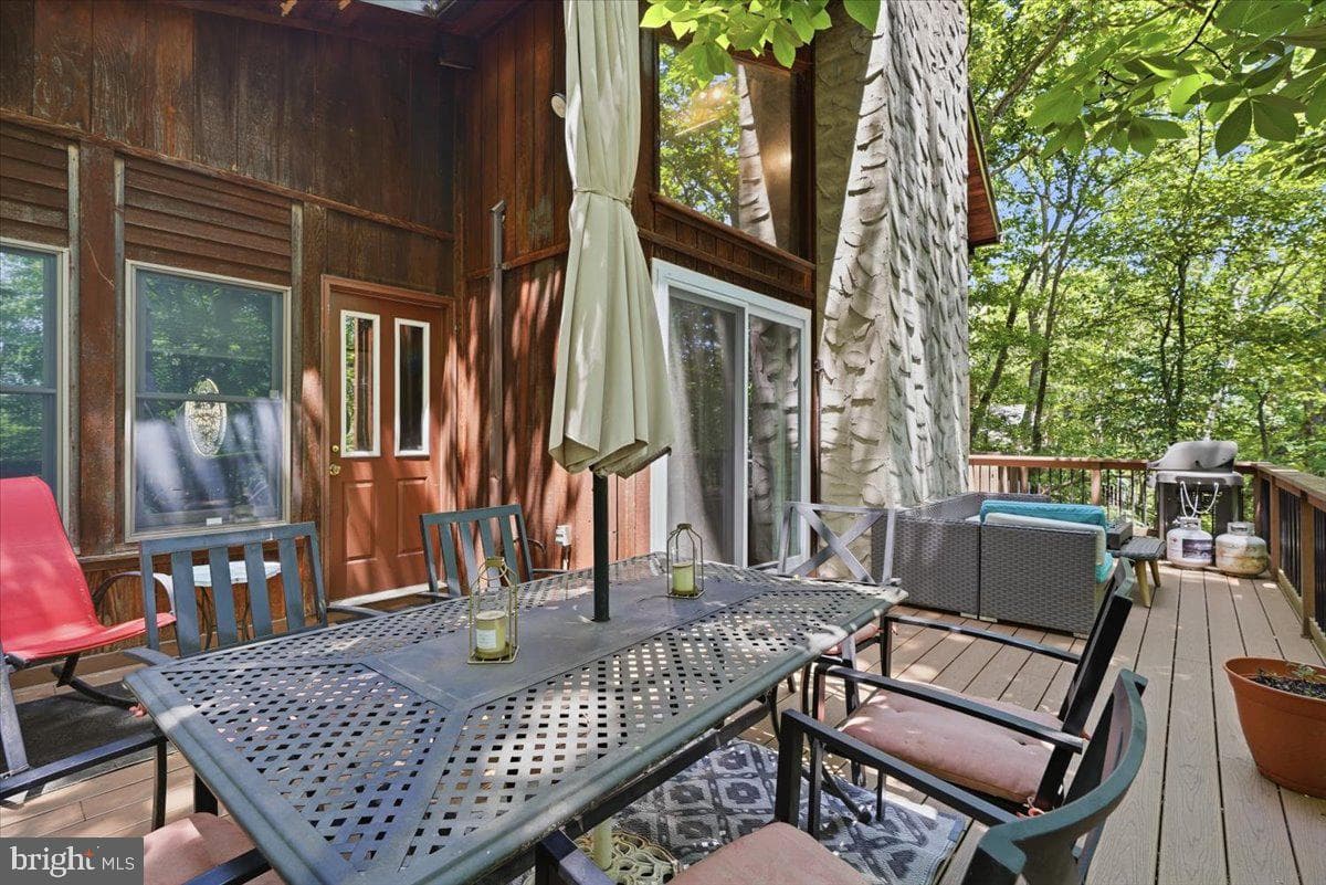1076 Porter Drive photo 3