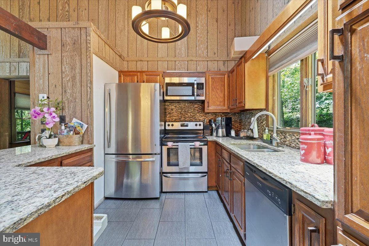 1076 Porter Drive photo 31