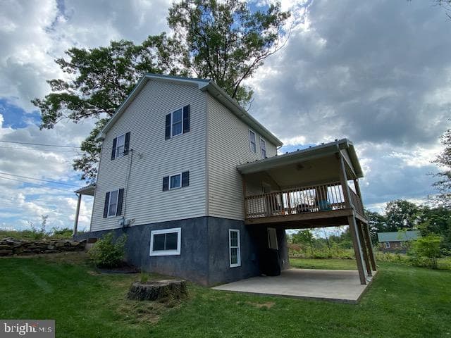 5660 Middle Ridge Road photo 4