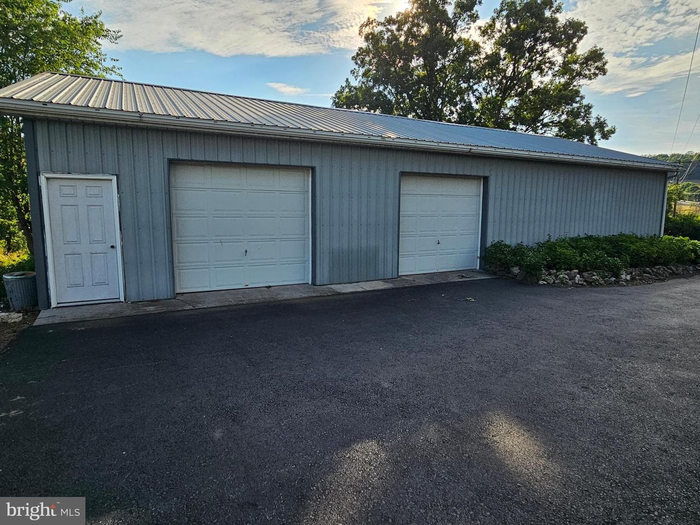 705 Veterans Way photo 45