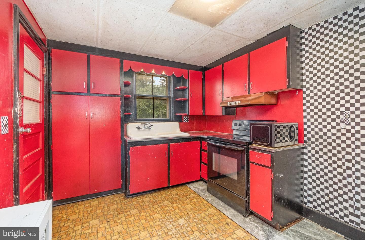 367 N 4th Street photo 16