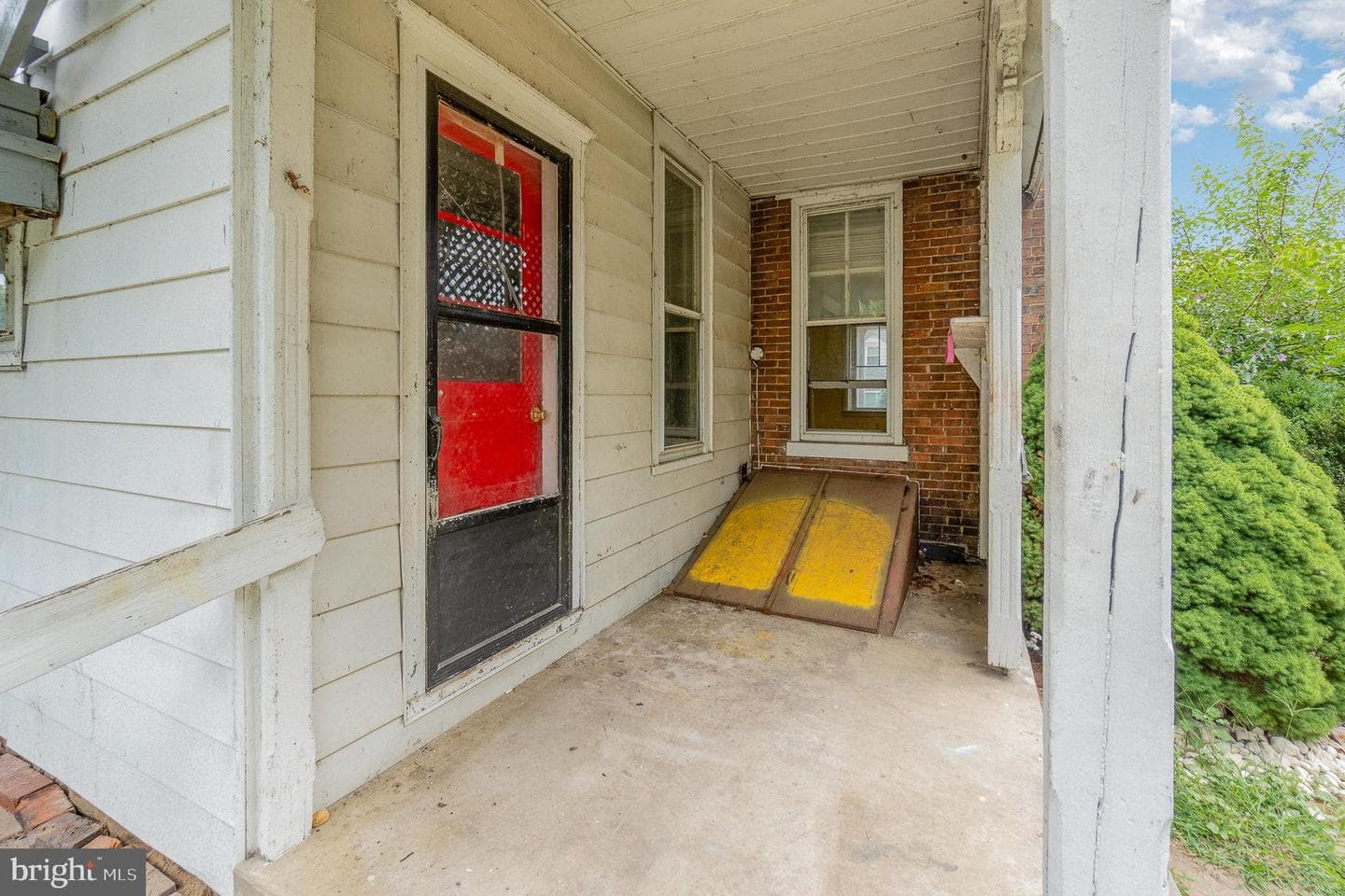367 N 4th Street photo 24